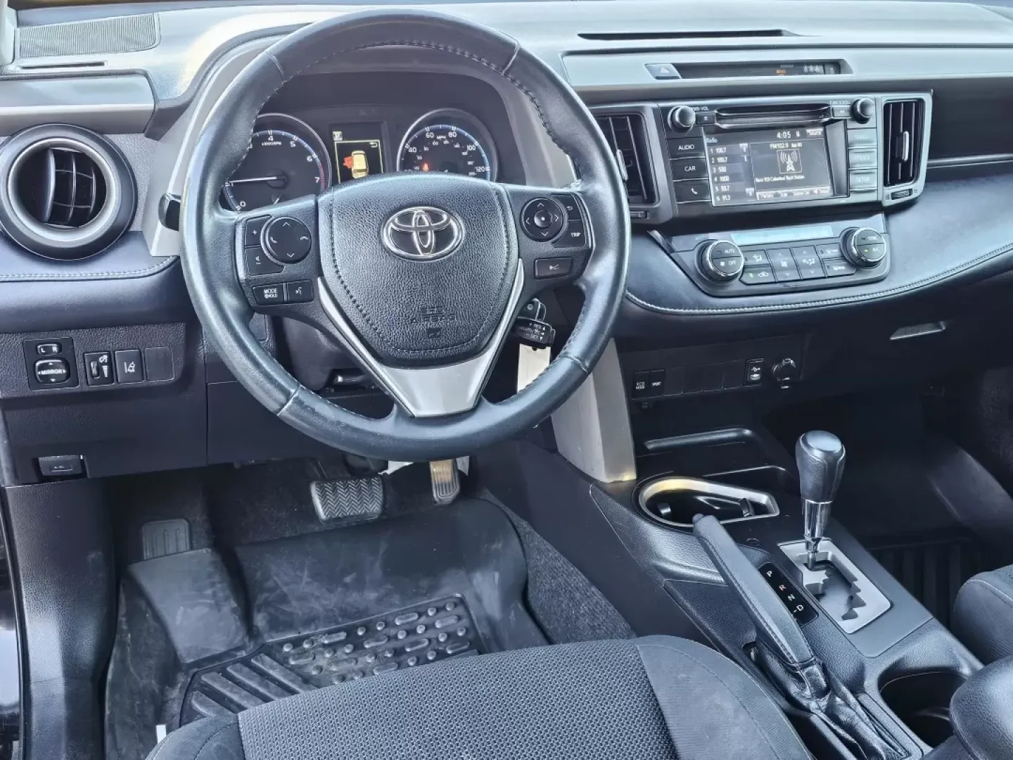 2018 Toyota RAV4 XLE (2T3RFREV3JW) with an Other engine, located at 3959 U.S. 80 W, Phenix City, AL, 36870, (334) 297-4885, 32.469296, -85.135185 - **Discover Adventure with the 2018 Toyota RAV4 Your Perfect SUV for Family Road Trips and Daily Commutes!**<br /> <br /> Are you ready to embrace freedom and adventure while ensuring safety and comfort for your family? Look no further than this stunning 2018 Toyota RAV4, available at Gils Auto in P - Photo#15