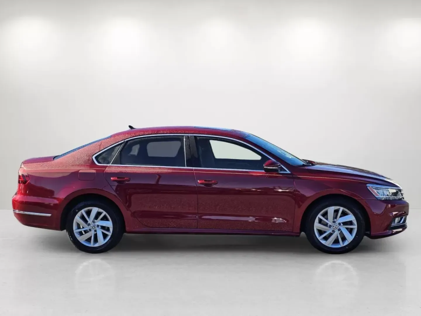 2018 Volkswagen Passat 2.0T SE (1VWBA7A36JC) with an Other engine, located at 3959 U.S. 80 W, Phenix City, AL, 36870, (334) 297-4885, 32.469296, -85.135185 - Looking for a reliable sedan that fits seamlessly into your busy lifestyle? Meet the 2018 Volkswagen Passat, the perfect vehicle for anyone navigating the daily hustle of work commutes, family outings, or weekend adventures. This stylish red sedan is not just a means of transport; it's a statement o - Photo#4