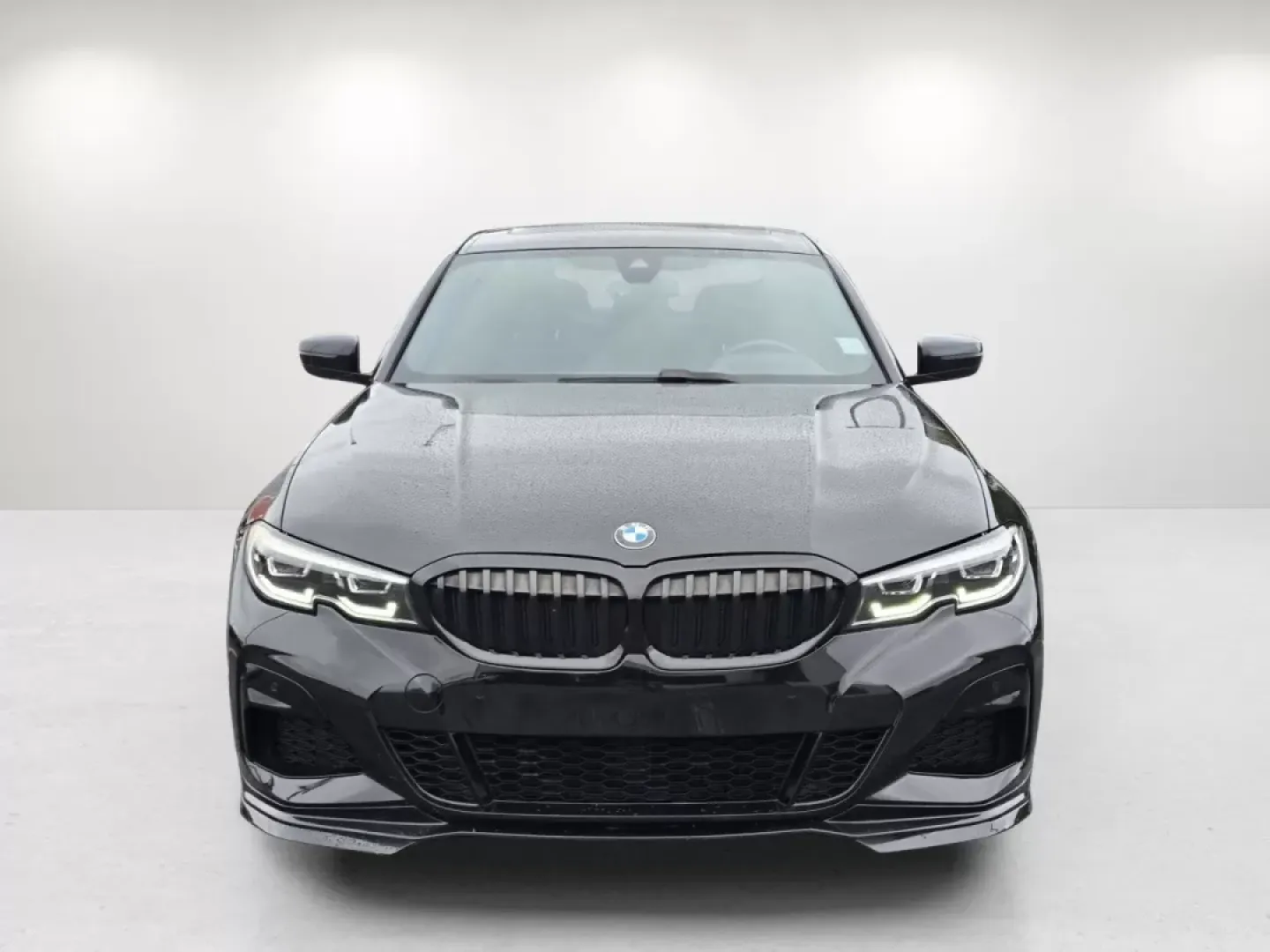 2019 BMW 3 Series 330i (WBA5R1C57KA) with an Other engine, located at 1430 Gateway Drive, Opelika, AL, 36801, (334) 239-0944, 32.637871, -85.409790 - 2019 BMW 3 Series 330i - Photo#2