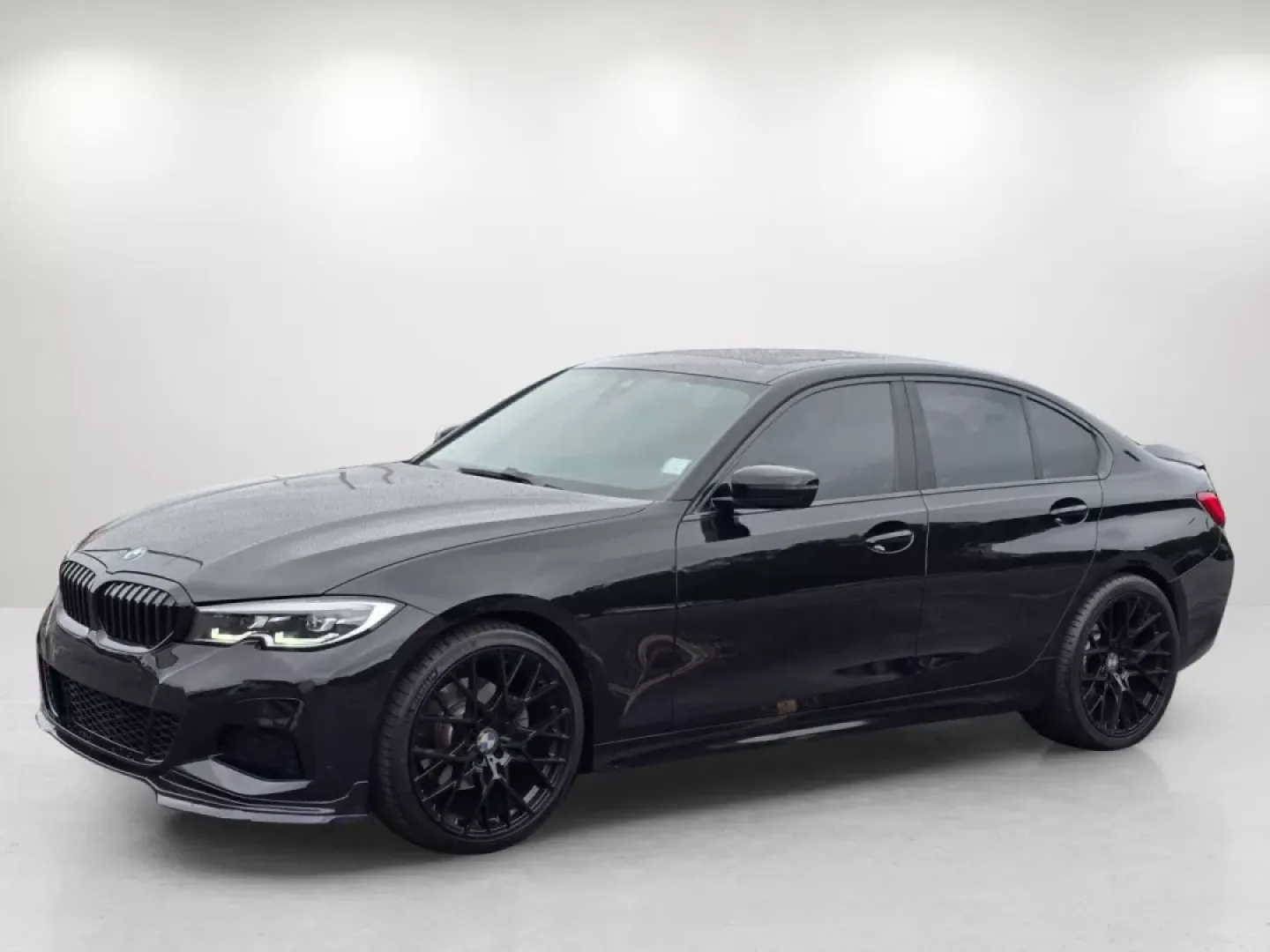 2019 BMW 3 Series 330i (WBA5R1C57KA) with an Other engine, located at 1430 Gateway Drive, Opelika, AL, 36801, (334) 239-0944, 32.637871, -85.409790 - 2019 BMW 3 Series 330i - Photo#8