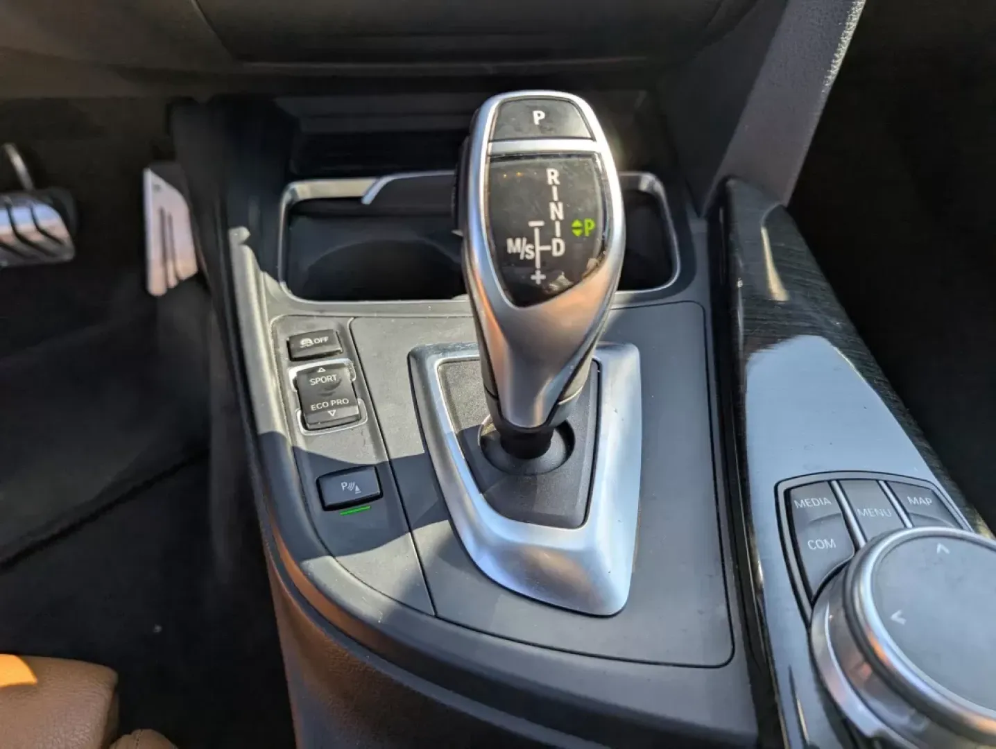 2019 /Cognac/Dark Brown BMW 4 Series 430i (WBA4W3C51KA) with an Other engine, located at 804 22nd Ave, Phenix City, AL, 36870, (334) 297-1860, 32.484749, -85.024475 - **Experience the Thrill of the Open Road with the 2019 BMW 4 Series 430i Coupe from Gils Auto!**<br /> <br /> Are you ready to elevate your daily commute or weekend adventures? The 2019 BMW 4 Series 430i Coupe is the perfect blend of performance and luxury, making it an ideal choice for those who cr - Photo#14