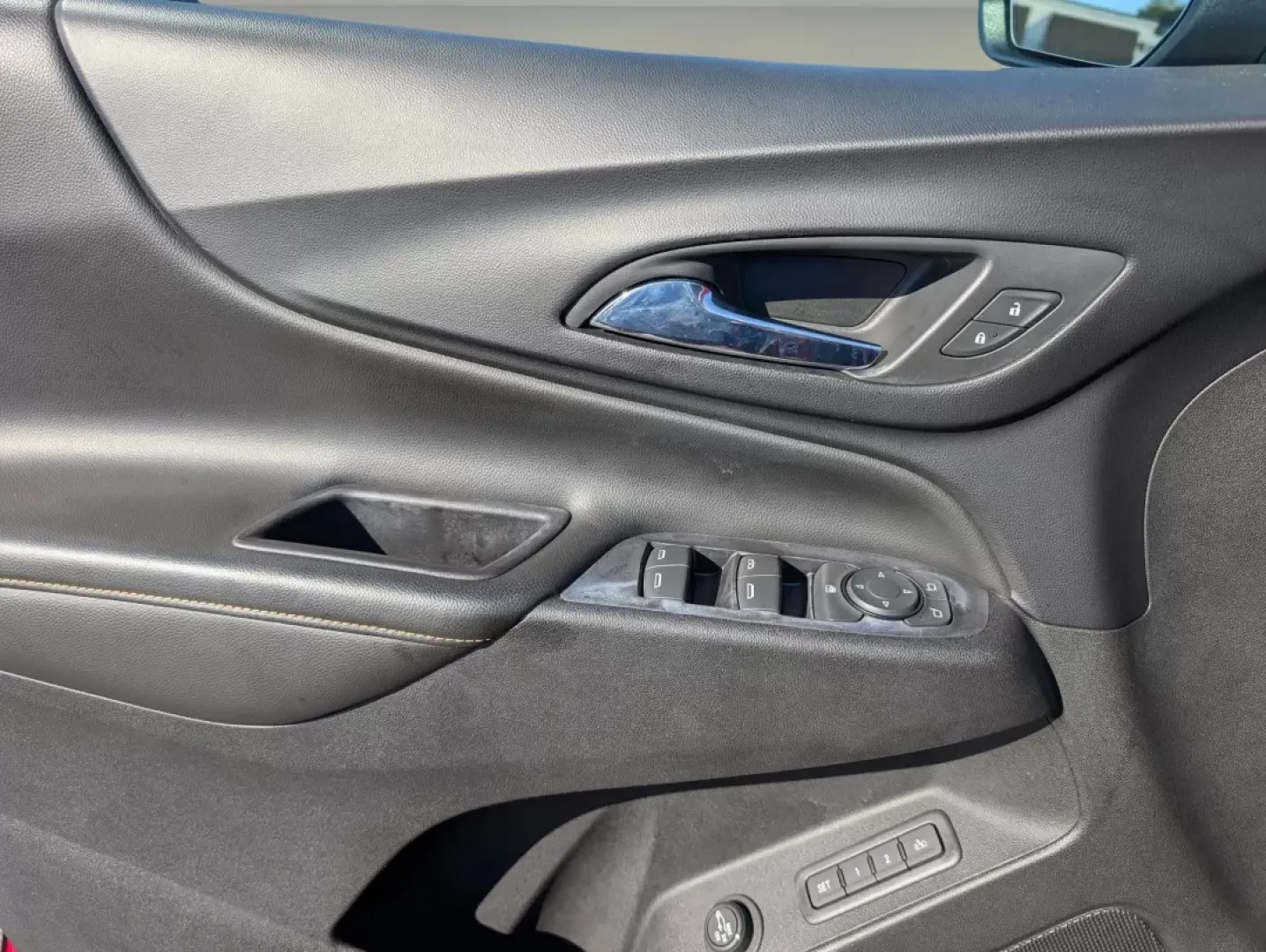 2019 /Jet Black Chevrolet Equinox Premier (2GNAXNEV7K6) with an Other engine, located at 3959 U.S. 80 W, Phenix City, AL, 36870, (334) 297-4885, 32.469296, -85.135185 - **Adventure Awaits with the 2019 Chevrolet Equinox Premier at Gils Auto** <br /> <br /> Looking for a versatile SUV that fits your active lifestyle? The 2019 Chevrolet Equinox Premier is the perfect companion for family road trips, daily commutes, or weekend adventures. With its spacious interior, - Photo#9