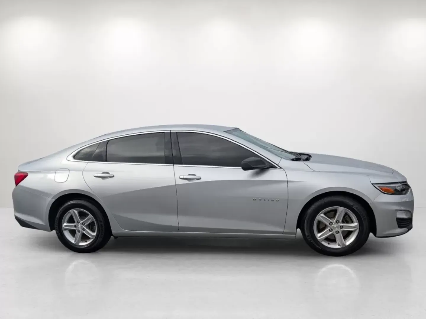 2019 /Dark Atmosphere/ Medium Ash Gray Chevrolet Malibu LS (1G1ZC5ST3KF) with an Other engine, located at 804 22nd Ave, Phenix City, AL, 36870, (334) 297-1860, 32.484749, -85.024475 - **Unleash Your Daily Drive with the 2019 Chevrolet Malibu LS Perfect for Commuters and Small Families!**<br /> <br /> Are you in search of a reliable and stylish sedan that's perfect for your daily commute or weekend family outings? Look no further than the 2019 Chevrolet Malibu LS available now at - Photo#3