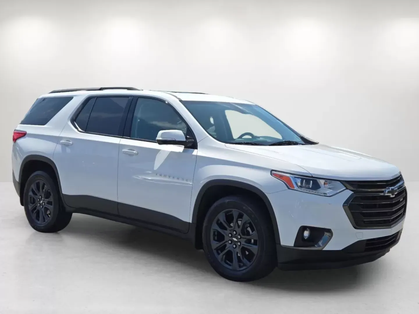 2019 /Jet Black Chevrolet Traverse RS (1GNEVJKW2KJ) with an Other engine, located at 804 22nd Ave, Phenix City, AL, 36870, (334) 297-1860, 32.484749, -85.024475 - **Adventure Awaits: 2019 Chevrolet Traverse RS in Phenix City, AL Perfect for Family Road Trips and Daily Commutes!**<br /> <br /> Are you ready to elevate your driving experience? The 2019 Chevrolet Traverse RS is designed for families and adventurers alike. Imagine cruising through the beautiful - Photo#2