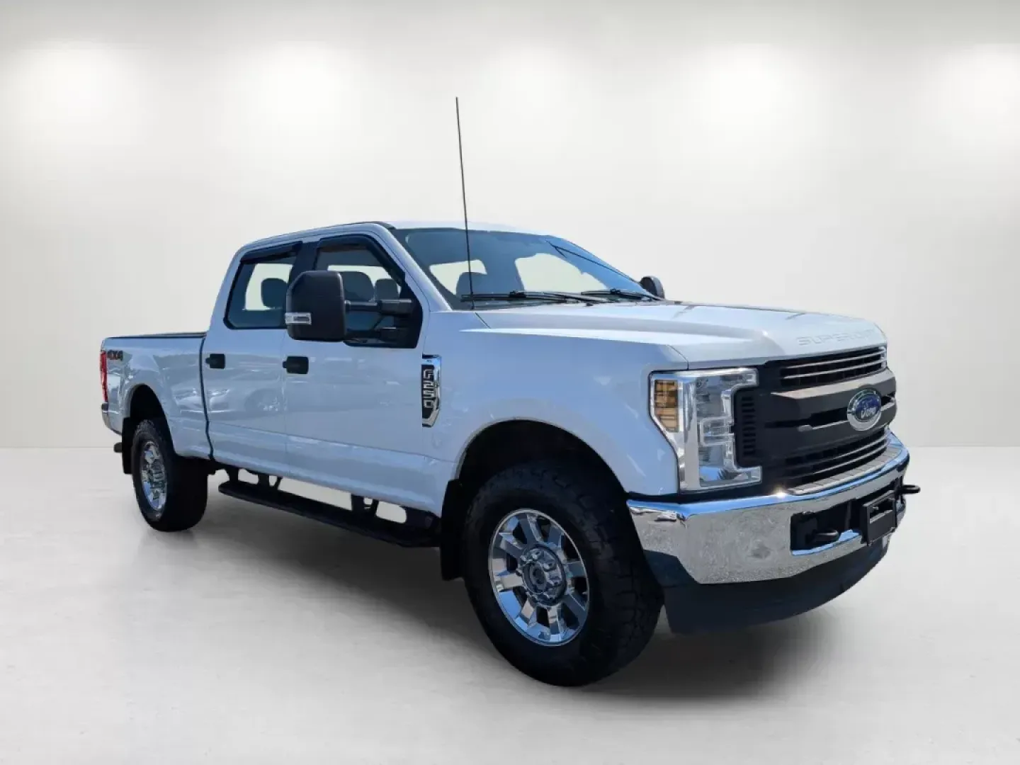 2019 Ford Super Duty F-250 SRW XL (1FT7W2B62KE) with an Other engine, located at 7000 Northlake Connector, Columbus, GA, 31904, (706) 987-8085, 32.524975, -84.978134 - **Unlock Adventure with the 2019 Ford Super Duty F-250 SRW at Gils Auto - Columbus #2!**<br /> <br /> Are you ready to take your family adventures, work projects, or weekend getaways to the next level? The 2019 Ford Super Duty F-250 SRW is the perfect companion for those who demand strength, reliabi - Photo#2
