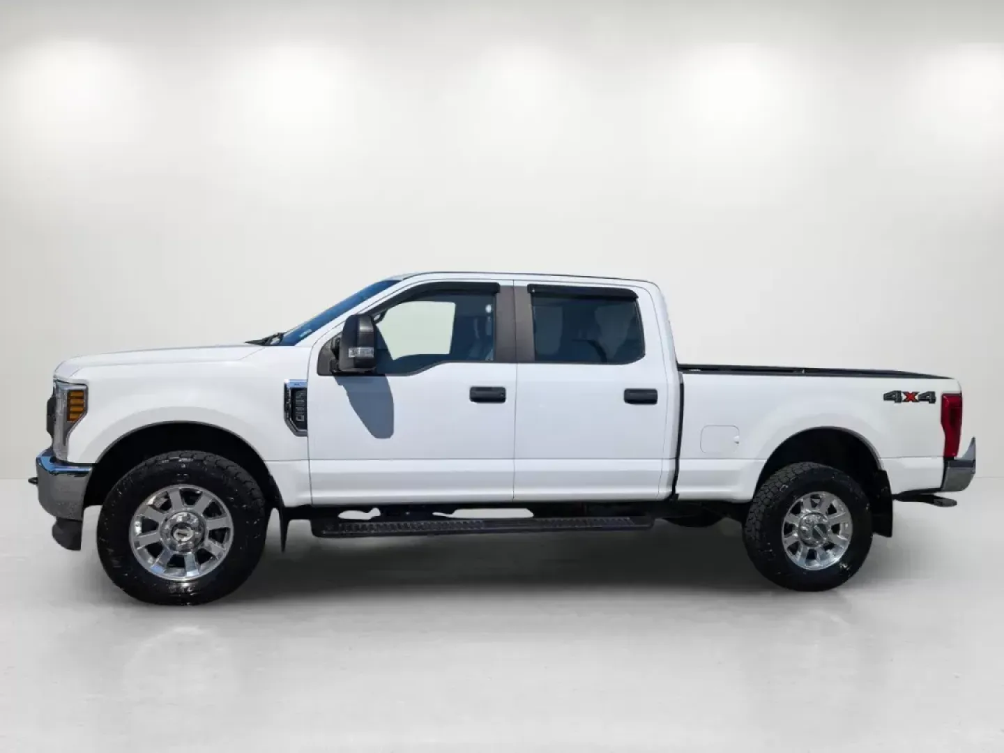 2019 Ford Super Duty F-250 SRW XL (1FT7W2B62KE) with an Other engine, located at 7000 Northlake Connector, Columbus, GA, 31904, (706) 987-8085, 32.524975, -84.978134 - **Unlock Adventure with the 2019 Ford Super Duty F-250 SRW at Gils Auto - Columbus #2!**<br /> <br /> Are you ready to take your family adventures, work projects, or weekend getaways to the next level? The 2019 Ford Super Duty F-250 SRW is the perfect companion for those who demand strength, reliabi - Photo#7