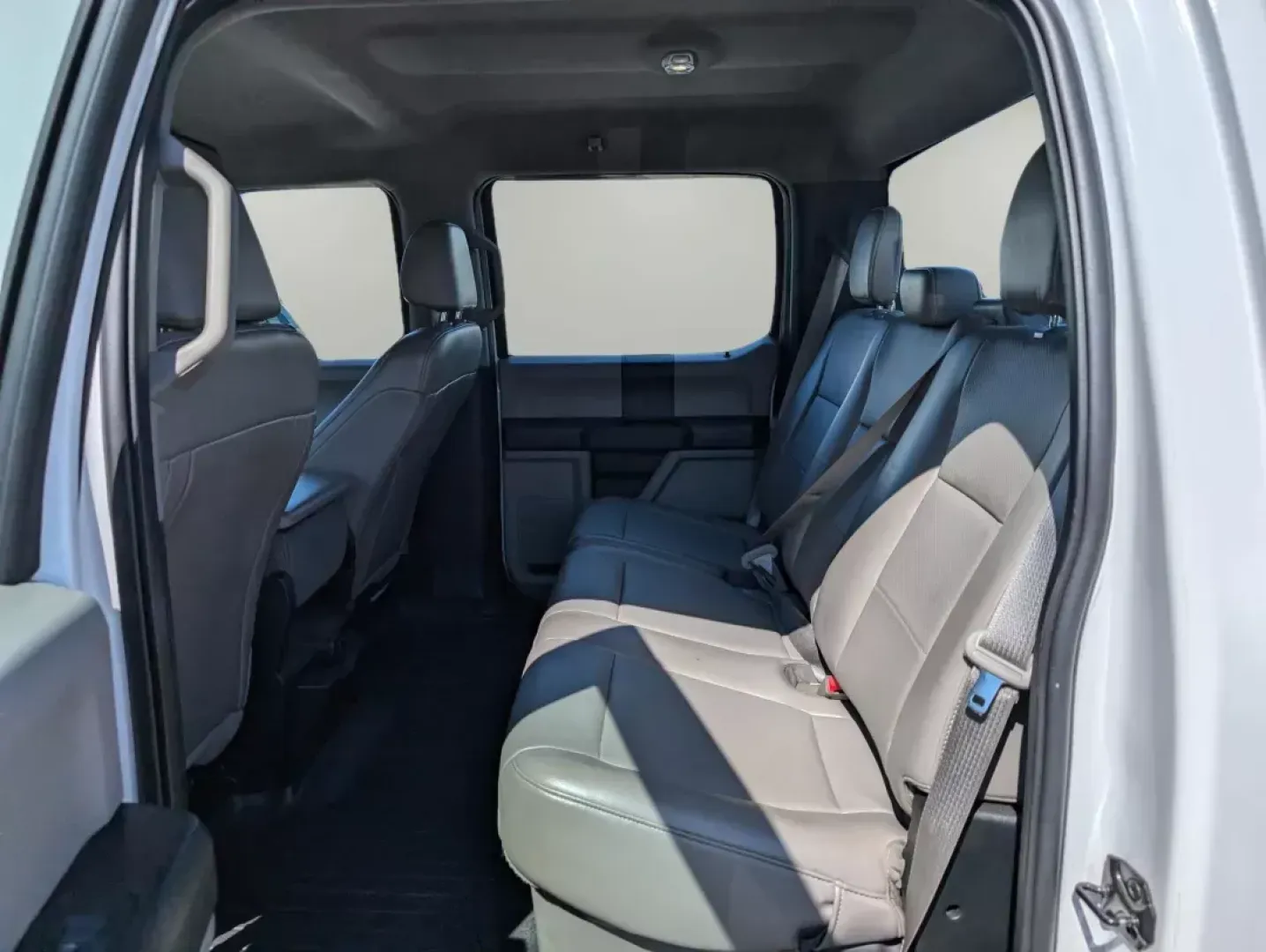 2019 Ford Super Duty F-250 SRW XL (1FT7W2B62KE) with an Other engine, located at 7000 Northlake Connector, Columbus, GA, 31904, (706) 987-8085, 32.524975, -84.978134 - **Unlock Adventure with the 2019 Ford Super Duty F-250 SRW at Gils Auto - Columbus #2!**<br /> <br /> Are you ready to take your family adventures, work projects, or weekend getaways to the next level? The 2019 Ford Super Duty F-250 SRW is the perfect companion for those who demand strength, reliabi - Photo#11
