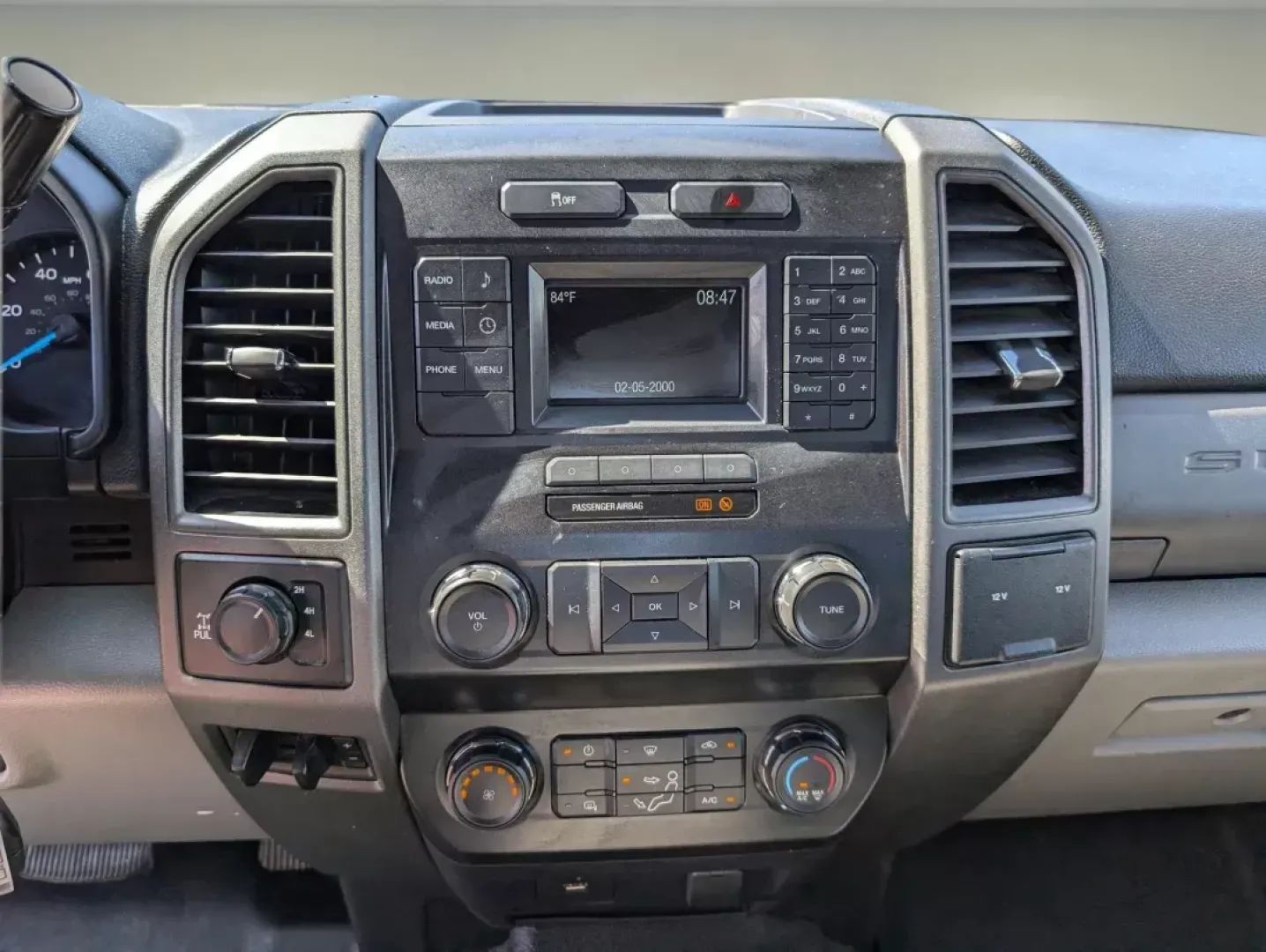 2019 Ford Super Duty F-250 SRW XL (1FT7W2B62KE) with an Other engine, located at 7000 Northlake Connector, Columbus, GA, 31904, (706) 987-8085, 32.524975, -84.978134 - **Unlock Adventure with the 2019 Ford Super Duty F-250 SRW at Gils Auto - Columbus #2!**<br /> <br /> Are you ready to take your family adventures, work projects, or weekend getaways to the next level? The 2019 Ford Super Duty F-250 SRW is the perfect companion for those who demand strength, reliabi - Photo#14
