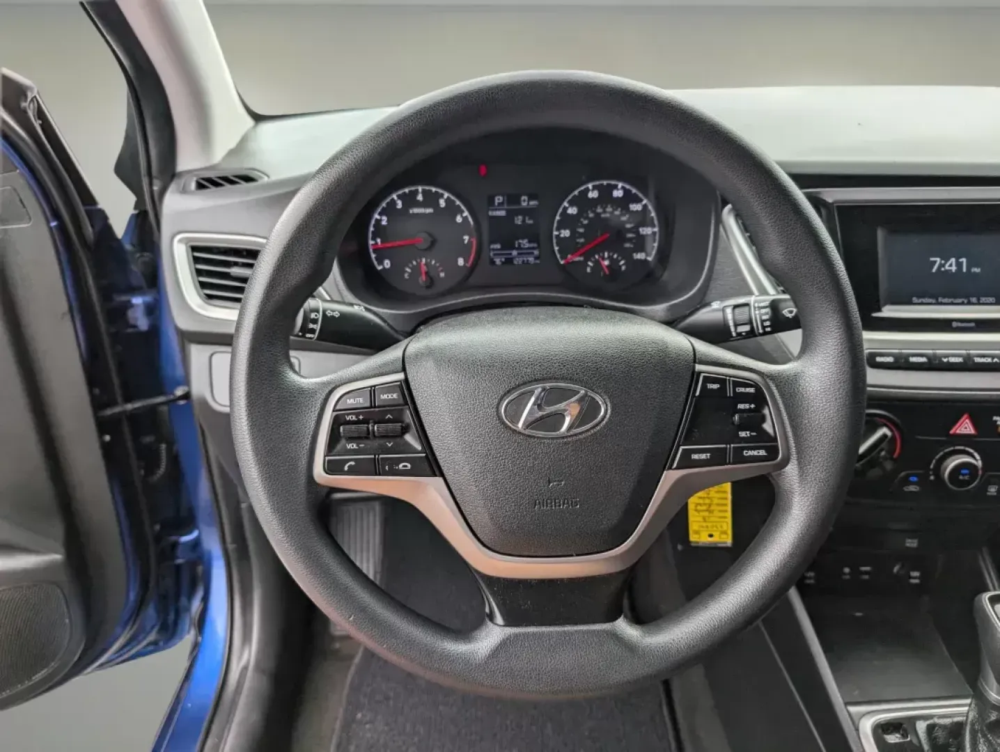 2019 /Black Hyundai Accent SE (3KPC24A38KE) with an Regular Unleaded I-4 1.6 L/97 engine, 6-Speed Automatic w/OD transmission, located at 1430 Gateway Drive, Opelika, AL, 36801, (334) 239-0944, 32.637871, -85.409790 - 2019 Hyundai Accent SE - Photo#15