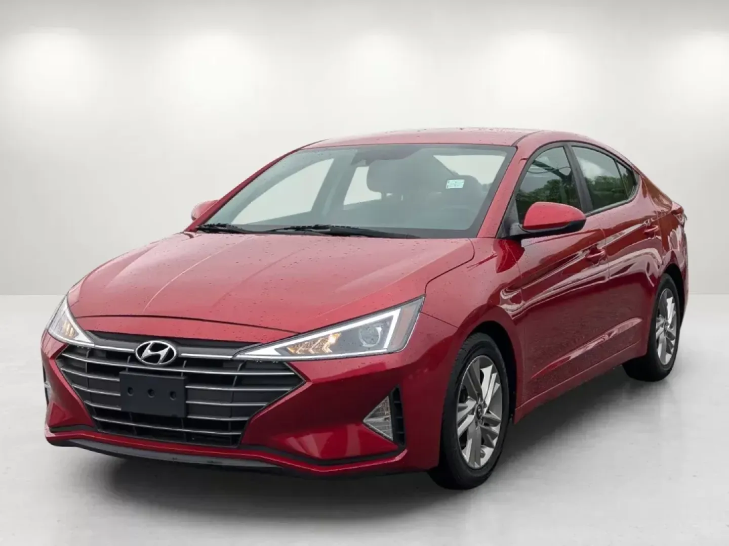 2019 /Gray Hyundai Elantra SEL (5NPD84LF3KH) with an Other engine, located at 5115 14th Ave., Columbus, GA, 31904, (706) 323-0345, 32.511494, -84.971046 - **Discover Your Next Adventure with the 2019 Hyundai Elantra SEL at Gils Auto - Columbus #2!**<br /> <br /> Are you searching for a reliable and stylish sedan perfect for everyday commutes, weekend getaways, or family outings? Look no further than the stunning **2019 Hyundai Elantra SEL** available - Photo#1
