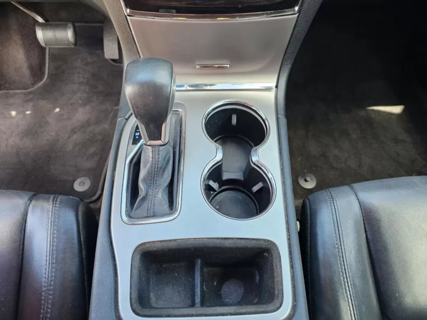2019 /Black Jeep Grand Cherokee Limited (1C4RJEBG1KC) with an Other engine, located at 1430 Gateway Drive, Opelika, AL, 36801, (334) 239-0944, 32.637871, -85.409790 - Experience the ultimate blend of style, capability, and comfort with the stunning 2019 Jeep Grand Cherokee Limited at Gils Auto - Prattville. Whether you're navigating the busy streets of Prattville, AL, or embarking on a weekend adventure with family and friends, this SUV is designed to elevate you - Photo#12