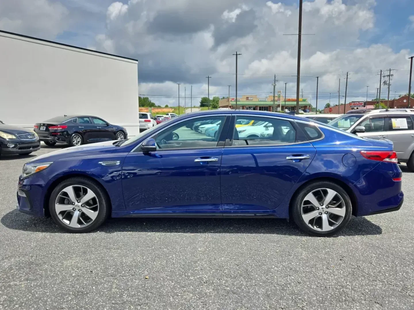 2019 /Black Kia Optima S (5XXGT4L33KG) with an Other engine, located at 5115 14th Ave., Columbus, GA, 31904, (706) 323-0345, 32.511494, -84.971046 - **Discover Your Next Adventure with the 2019 Kia Optima at Gils Auto - Columbus!**<br /> <br /> Are you ready to elevate your daily commute or family road trips? The 2019 Kia Optima is the perfect blend of style, comfort, and functionality, making it an ideal choice for growing families, busy profes - Photo#7
