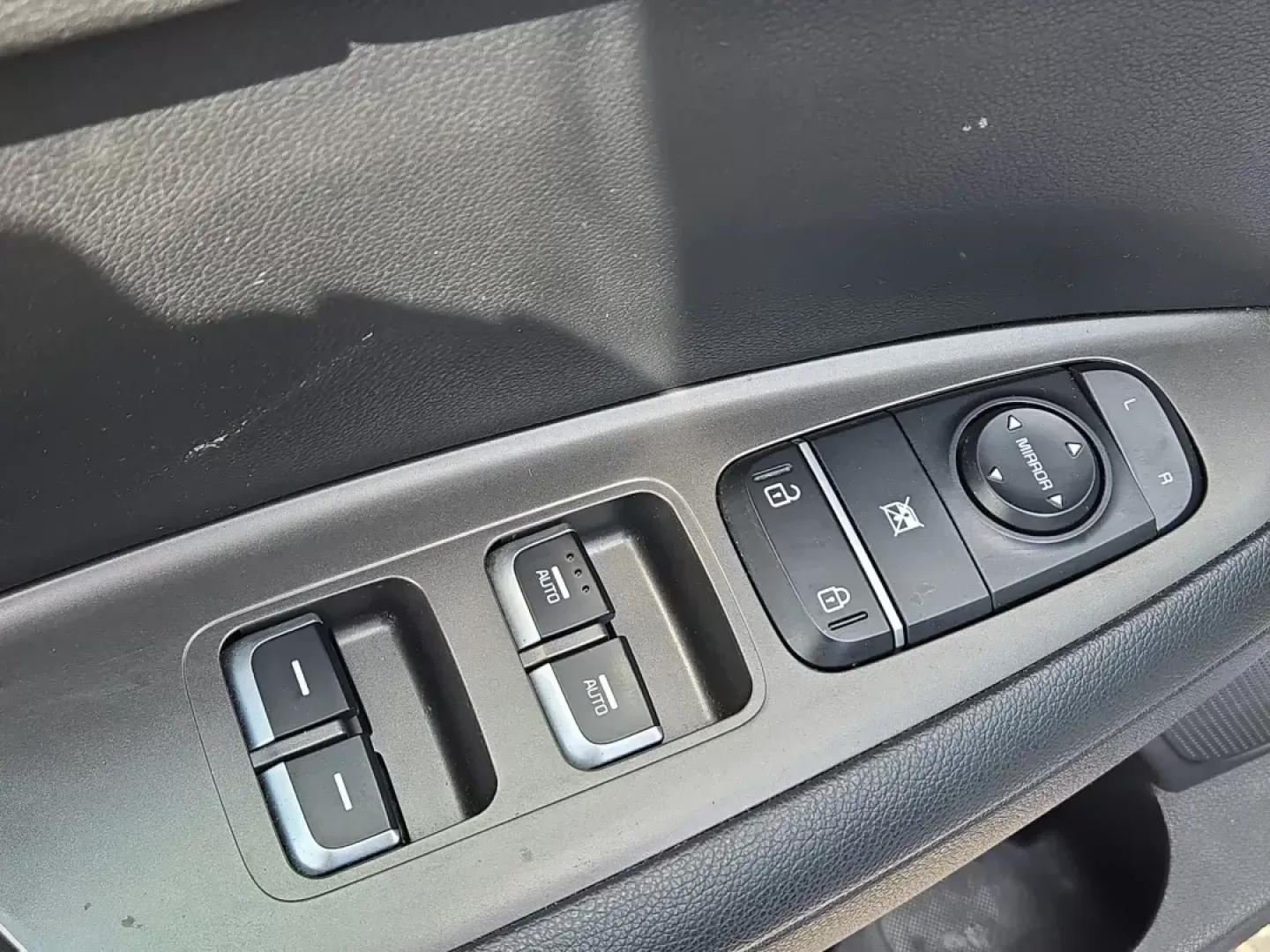 2019 /Black Kia Optima S (5XXGT4L33KG) with an Other engine, located at 5115 14th Ave., Columbus, GA, 31904, (706) 323-0345, 32.511494, -84.971046 - **Discover Your Next Adventure with the 2019 Kia Optima at Gils Auto - Columbus!**<br /> <br /> Are you ready to elevate your daily commute or family road trips? The 2019 Kia Optima is the perfect blend of style, comfort, and functionality, making it an ideal choice for growing families, busy profes - Photo#10