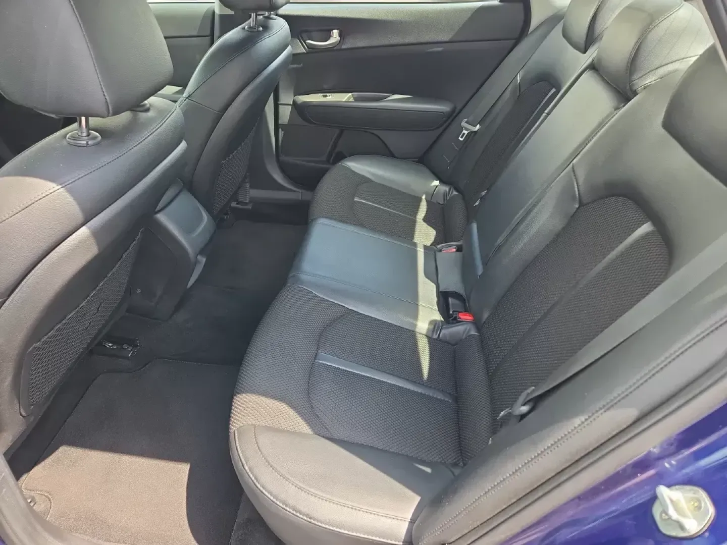 2019 /Black Kia Optima S (5XXGT4L33KG) with an Other engine, located at 5115 14th Ave., Columbus, GA, 31904, (706) 323-0345, 32.511494, -84.971046 - **Discover Your Next Adventure with the 2019 Kia Optima at Gils Auto - Columbus!**<br /> <br /> Are you ready to elevate your daily commute or family road trips? The 2019 Kia Optima is the perfect blend of style, comfort, and functionality, making it an ideal choice for growing families, busy profes - Photo#12