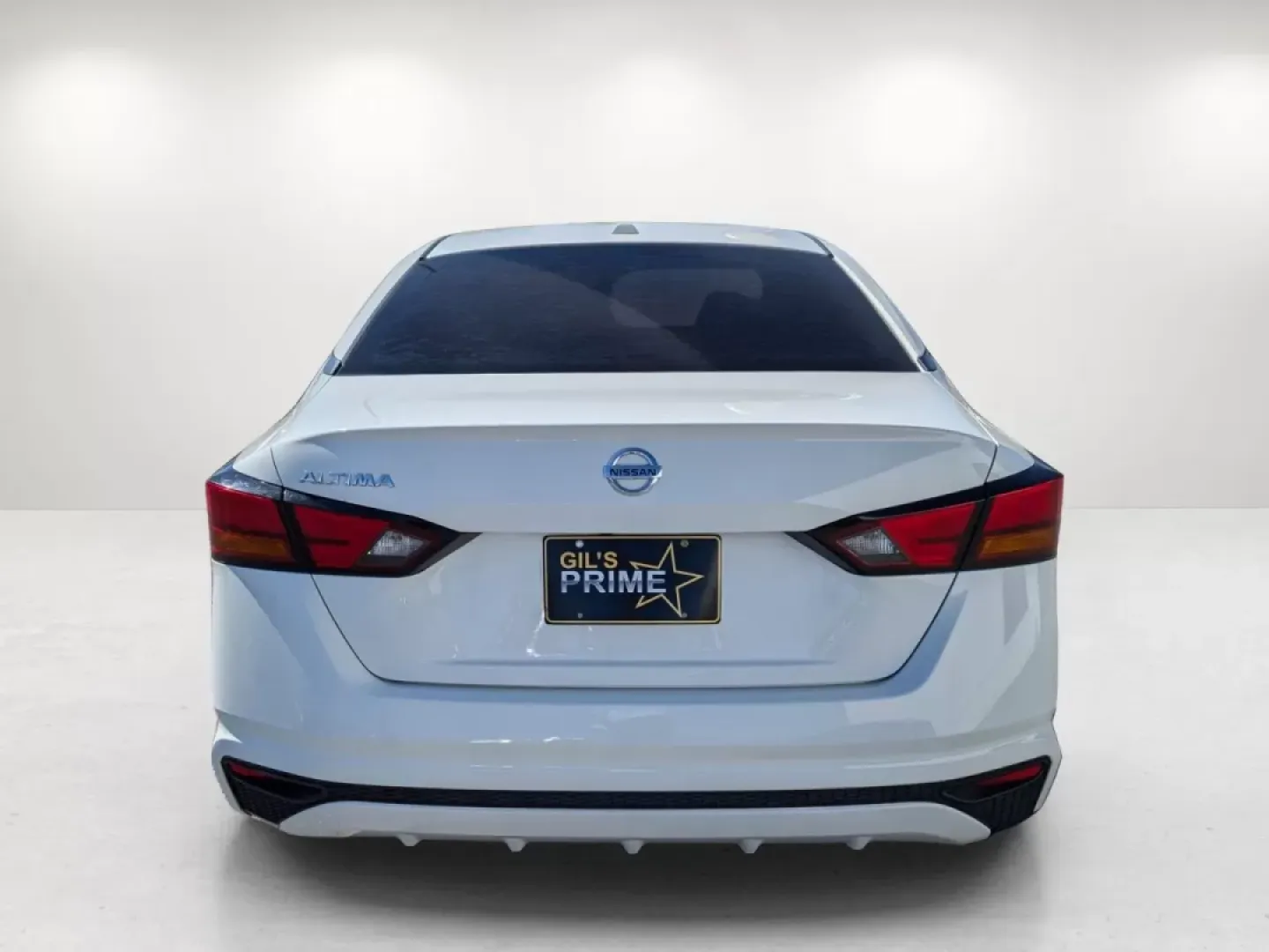 2019 /Charcoal Nissan Altima 2.5 S (1N4BL4BV3KC) with an Other engine, located at 1430 Gateway Drive, Opelika, AL, 36801, (334) 239-0944, 32.637871, -85.409790 - Looking for a reliable vehicle that fits your active lifestyle? Look no further than this stunning 2019 Nissan Altima 2.5 S, available now at Gils Auto in Opelika, AL. Perfect for daily commuters, growing families, or anyone seeking a dependable sedan, this vehicle seamlessly blends comfort, technol - Photo#5