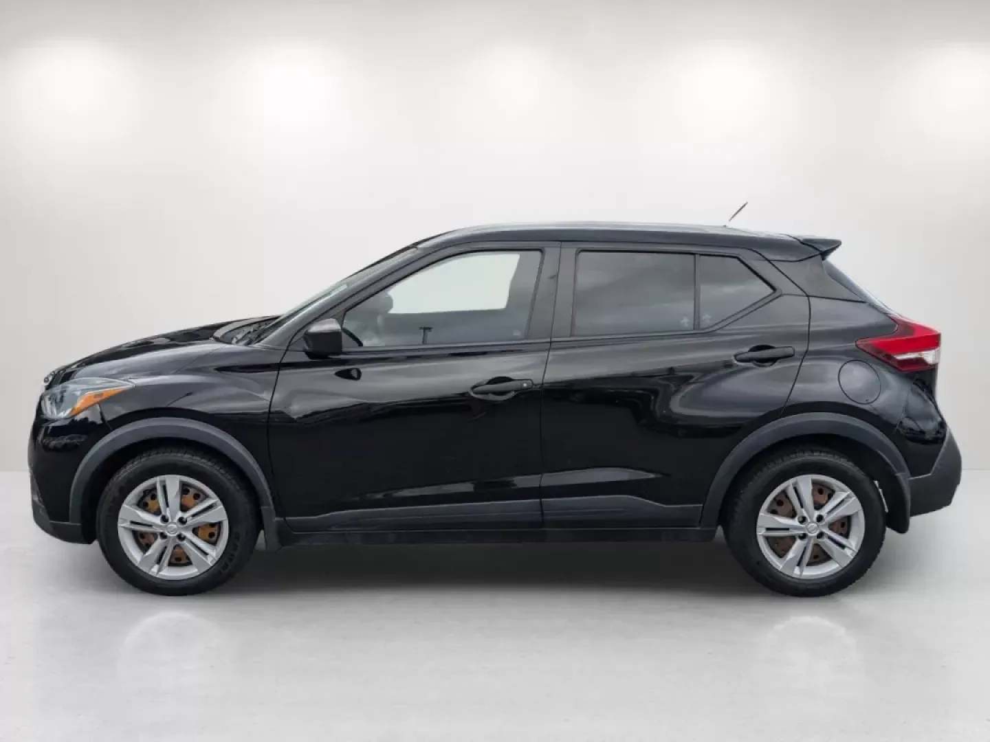 2019 /Charcoal Nissan Kicks S (3N1CP5CU7KL) with an Other engine, located at 804 22nd Ave, Phenix City, AL, 36870, (334) 297-1860, 32.484749, -85.024475 - **Elevate Your Adventures with the 2019 Nissan Kicks at Gils Auto!**<br /> <br /> Are you in search of the perfect vehicle to boost your lifestyle? Whether you're a growing family needing reliable transportation, a commuter looking for efficiency, or an adventure seeker ready for weekend getaways, t - Photo#7