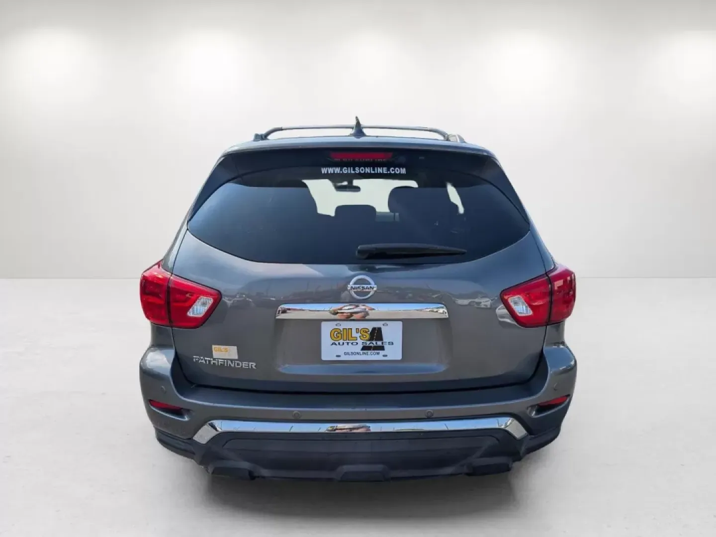 2019 /Charcoal Nissan Pathfinder S (5N1DR2MN5KC) with an Other engine, located at 521 Old Farm Lane Rd, Prattville, AL, 36066, (334) 325-1505, 32.482460, -86.416367 - ### Discover the Perfect Family SUV: 2019 Nissan Pathfinder at Gils Auto - Your Trusted Buy Here Pay Here Dealer!<br /> <br /> Are you searching for the ideal family vehicle that combines comfort, versatility, and style? Look no further than this stunning 2019 Nissan Pathfinder, available now at Gil - Photo#5