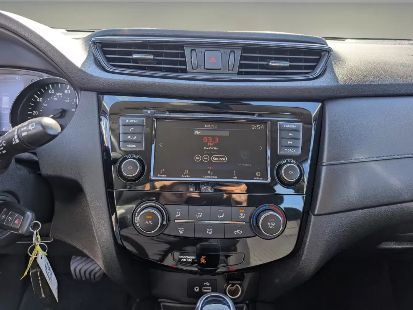 2019 /Charcoal Nissan Rogue S (5N1AT2MT6KC) with an Other engine, located at 7000 Northlake Connector, Columbus, GA, 31904, (706) 987-8085, 32.524975, -84.978134 - **Discover Your Next Adventure with the 2019 Nissan Rogue at Gils Auto in Phenix City, AL!**<br /> <br /> Are you ready to elevate your lifestyle with a versatile and reliable SUV? The 2019 Nissan Rogue is your perfect partner for everything from daily commutes to weekend getaways. With its spacious - Photo#14