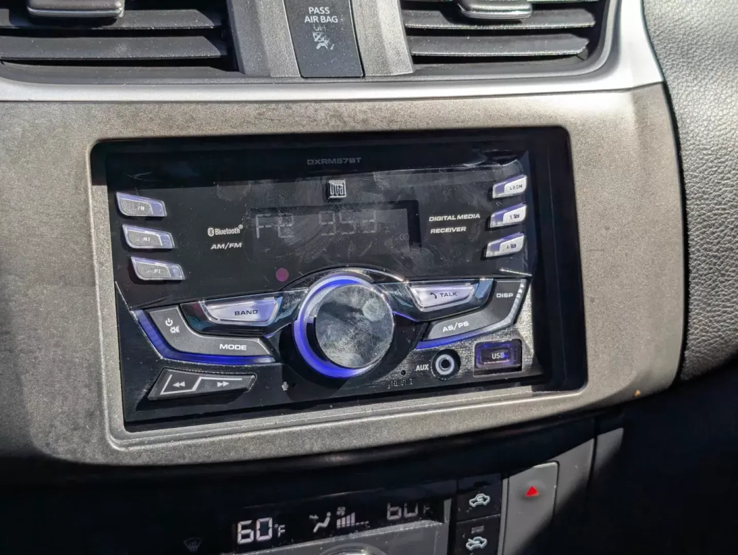 2019 /Charcoal Nissan Sentra SV (3N1AB7AP9KL) with an Other engine, located at 3959 U.S. 80 W, Phenix City, AL, 36870, (334) 297-4885, 32.469296, -85.135185 - Discover the perfect blend of style, comfort, and reliability with the 2019 Nissan Sentra SV, available at Gils Auto in Phenix City, AL. This sedan is the ideal choice for budget-conscious buyers who prioritize efficiency without compromising on features. Whether you're commuting to work, running er - Photo#16