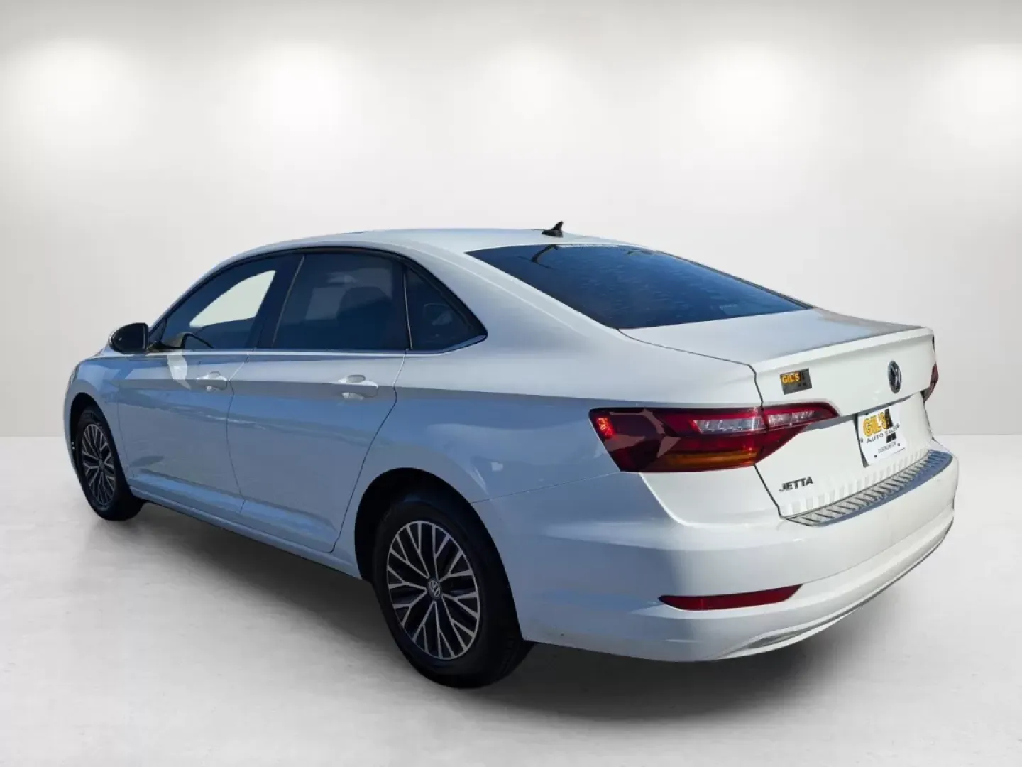 2019 Volkswagen Jetta R-Line (3VWC57BU5KM) with an Other engine, located at 3959 U.S. 80 W, Phenix City, AL, 36870, (334) 297-4885, 32.469296, -85.135185 - **Discover Adventure with the 2019 Volkswagen Jetta at Gils Auto in Phenix City, AL!**<br /> <br /> Are you ready to elevate your driving experience? Whether you're commuting to work, running errands, or embarking on weekend adventures, the 2019 Volkswagen Jetta is the perfect sedan to fit your life - Photo#7