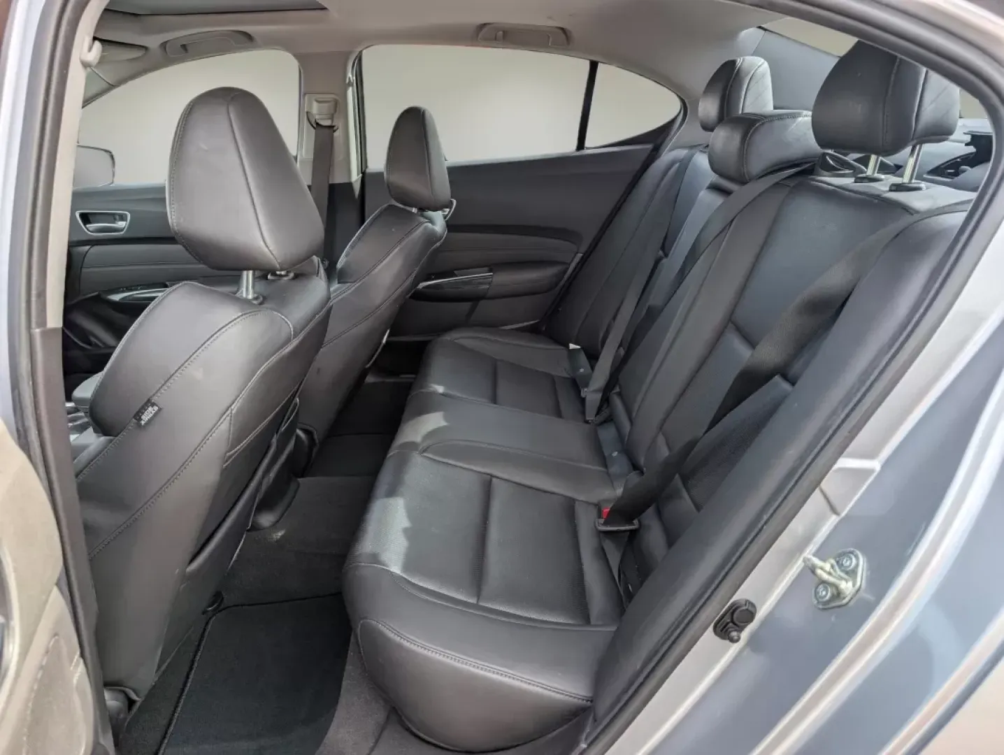 2020 Acura TLX w/Technology Pkg (19UUB1F56LA) with an Other engine, located at 5115 14th Ave., Columbus, GA, 31904, (706) 323-0345, 32.511494, -84.971046 - **Elevate Your Commute with the 2020 Acura TLX at Gils Auto in Phenix City, AL!**<br /> <br /> Are you on the lookout for a vehicle that perfectly blends luxury with functionality? Imagine every drive transformed into a delightful experience, whether you're commuting to work or heading out on a week - Photo#11