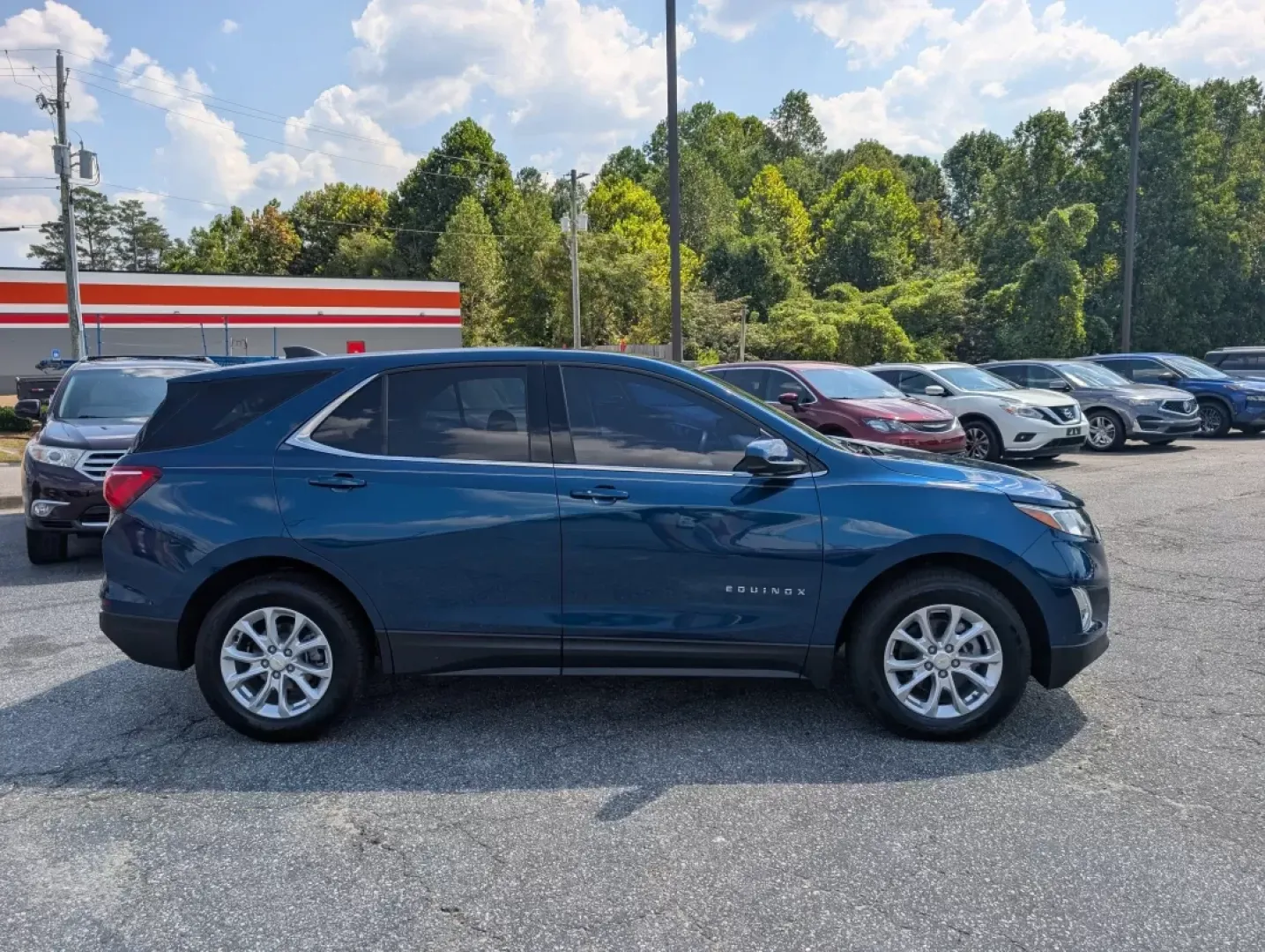 2020 /Jet Black Chevrolet Equinox LT (2GNAXTEVXL6) with an Other engine, located at 3959 U.S. 80 W, Phenix City, AL, 36870, (334) 297-4885, 32.469296, -85.135185 - **Elevate Your Adventures with the 2020 Chevrolet Equinox LT at Gils Auto in Phenix City, AL!**<br /> <br /> Are you ready to embrace a lifestyle filled with adventure, family outings, and everyday convenience? The 2020 Chevrolet Equinox LT, available at Gils Auto located at 3959 U.S. 80 W, Phenix C - Photo#3