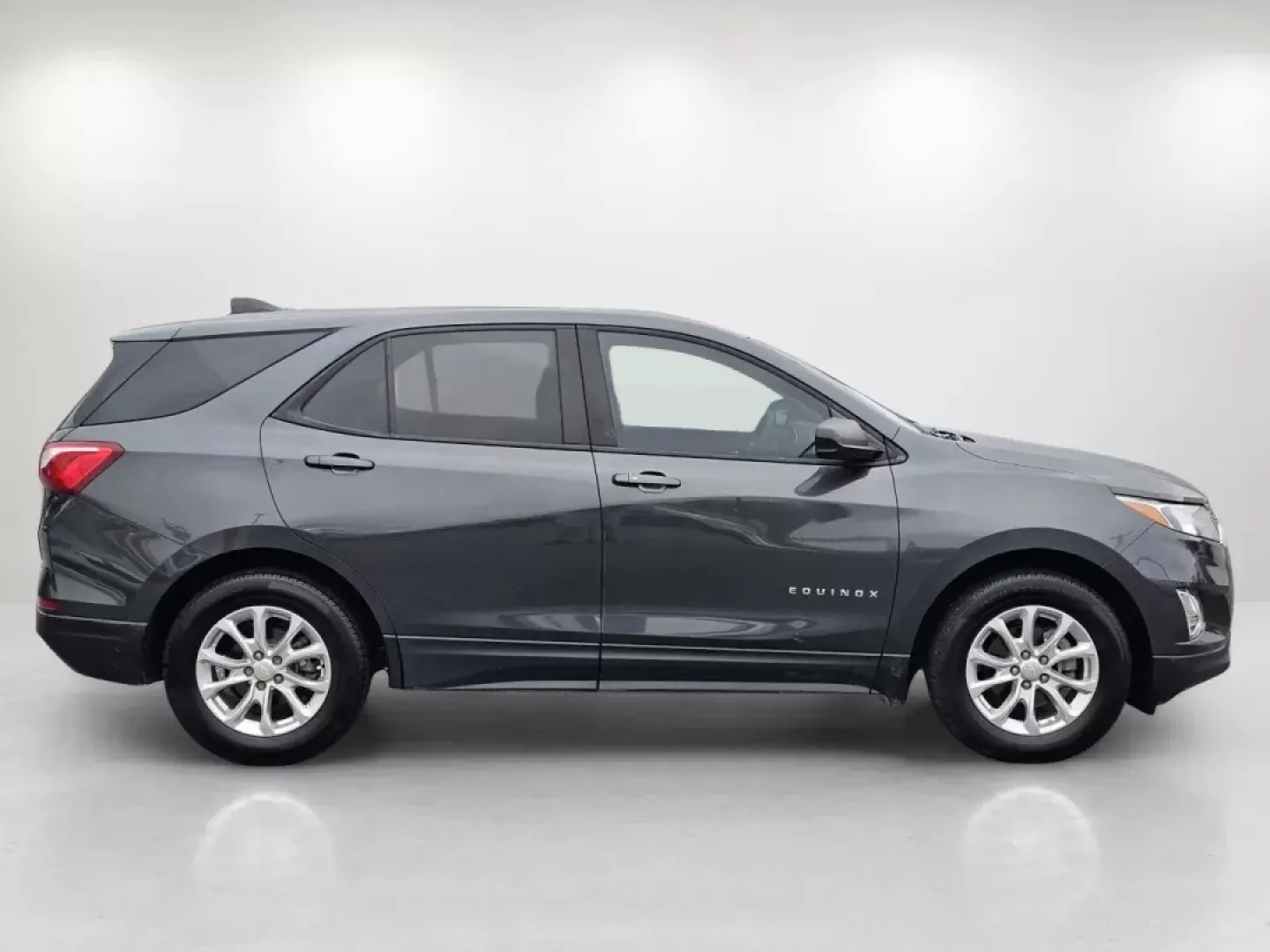 2020 /Medium Ash Gray Chevrolet Equinox LS (2GNAXHEV7L6) with an Other engine, located at 521 Old Farm Lane Rd, Prattville, AL, 36066, (334) 325-1505, 32.482460, -86.416367 - **Unleash Your Adventurous Spirit with the 2020 Chevrolet Equinox LS at Gils Auto**<br /> <br /> Are you ready to embark on a new journey? Whether you're navigating the bustling streets of Phenix City or exploring the beautiful nearby landscapes, the 2020 Chevrolet Equinox LS is your perfect compani - Photo#3