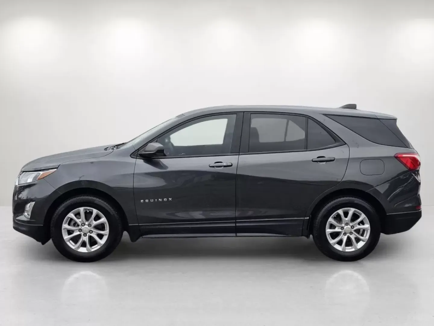 2020 /Medium Ash Gray Chevrolet Equinox LS (2GNAXHEV7L6) with an Other engine, located at 521 Old Farm Lane Rd, Prattville, AL, 36066, (334) 325-1505, 32.482460, -86.416367 - **Unleash Your Adventurous Spirit with the 2020 Chevrolet Equinox LS at Gils Auto**<br /> <br /> Are you ready to embark on a new journey? Whether you're navigating the bustling streets of Phenix City or exploring the beautiful nearby landscapes, the 2020 Chevrolet Equinox LS is your perfect compani - Photo#7