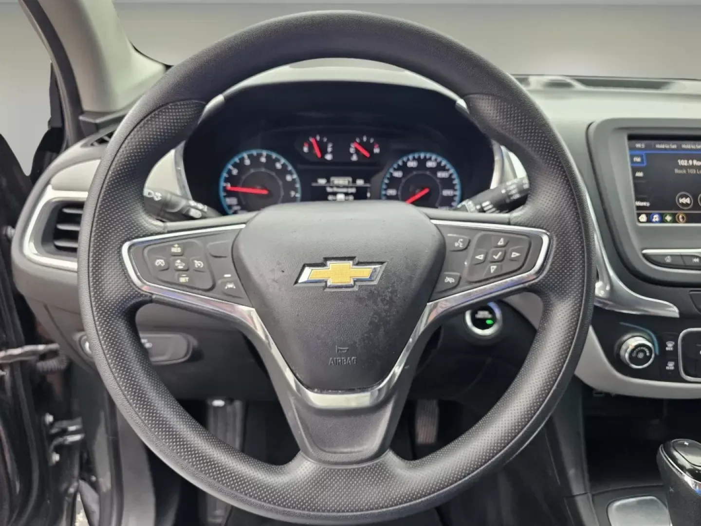 2020 /Medium Ash Gray Chevrolet Equinox LS (2GNAXHEV7L6) with an Other engine, located at 521 Old Farm Lane Rd, Prattville, AL, 36066, (334) 325-1505, 32.482460, -86.416367 - **Unleash Your Adventurous Spirit with the 2020 Chevrolet Equinox LS at Gils Auto**<br /> <br /> Are you ready to embark on a new journey? Whether you're navigating the bustling streets of Phenix City or exploring the beautiful nearby landscapes, the 2020 Chevrolet Equinox LS is your perfect compani - Photo#10