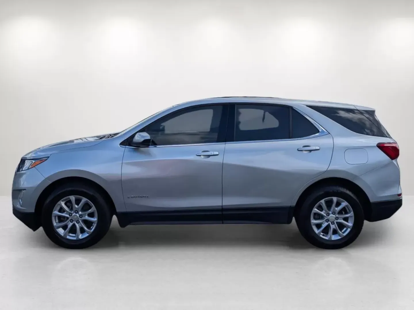 2020 /Jet Black Chevrolet Equinox LT (2GNAXJEVXL6) with an Other engine, located at 5115 14th Ave., Columbus, GA, 31904, (706) 323-0345, 32.511494, -84.971046 - ### Elevate Your Lifestyle with the 2020 Chevrolet Equinox LT<br /> <br /> Are you ready to take your family adventures to the next level? Look no further than this stunning 2020 Chevrolet Equinox LT, available now at Gils Auto in Phenix City, AL. This versatile SUV is designed for growing families - Photo#7