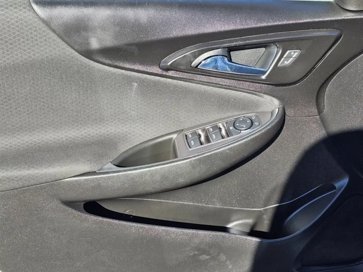 2020 /Jet Black Chevrolet Malibu LT (1G1ZD5ST2LF) with an Other engine, located at 3959 U.S. 80 W, Phenix City, AL, 36870, (334) 297-4885, 32.469296, -85.135185 - **Elevate Your Daily Commute with the 2020 Chevrolet Malibu LT Perfect for Every Adventure!**<br /> <br /> Are you tired of your daily commute? Looking for a reliable sedan that not only gets you from point A to B but also enhances your lifestyle? At Gils Auto in Phenix City, AL, we present the 202 - Photo#9