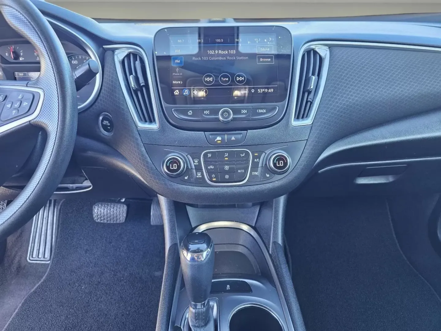 2020 /Jet Black Chevrolet Malibu LT (1G1ZD5ST2LF) with an Other engine, located at 3959 U.S. 80 W, Phenix City, AL, 36870, (334) 297-4885, 32.469296, -85.135185 - **Elevate Your Daily Commute with the 2020 Chevrolet Malibu LT Perfect for Every Adventure!**<br /> <br /> Are you tired of your daily commute? Looking for a reliable sedan that not only gets you from point A to B but also enhances your lifestyle? At Gils Auto in Phenix City, AL, we present the 202 - Photo#12