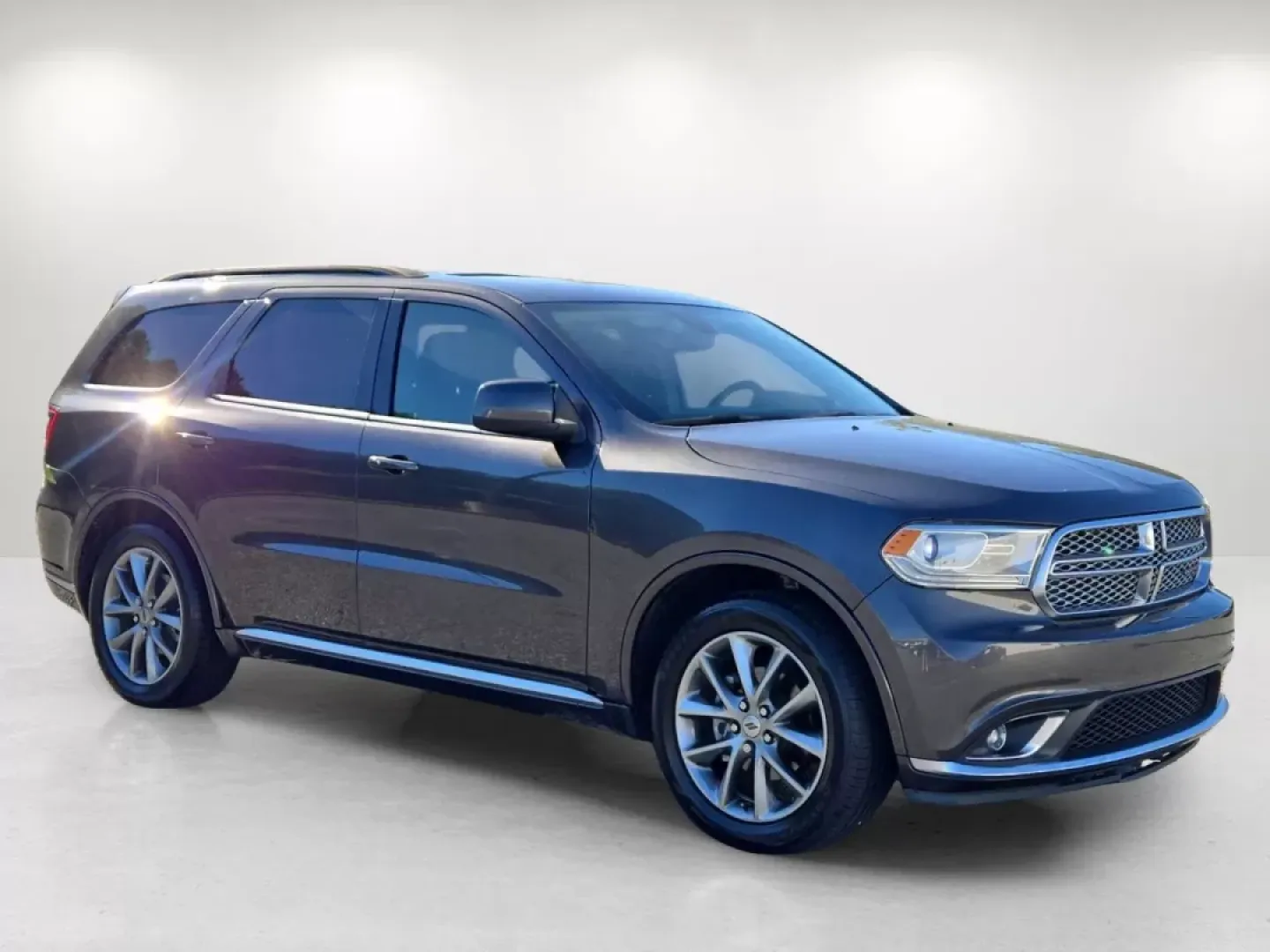 2020 /Black Dodge Durango SXT Plus (1C4RDHAG6LC) with an Other engine, located at 3959 U.S. 80 W, Phenix City, AL, 36870, (334) 297-4885, 32.469296, -85.135185 - **Unleash Adventure with the 2020 Dodge Durango SXT Plus! Perfect for Growing Families or Weekend Warriors!**<br /> <br /> Are you ready to elevate your driving experience? The 2020 Dodge Durango SXT Plus is the ultimate SUV that combines style, performance, and practicality for every journey. Wheth - Photo#4