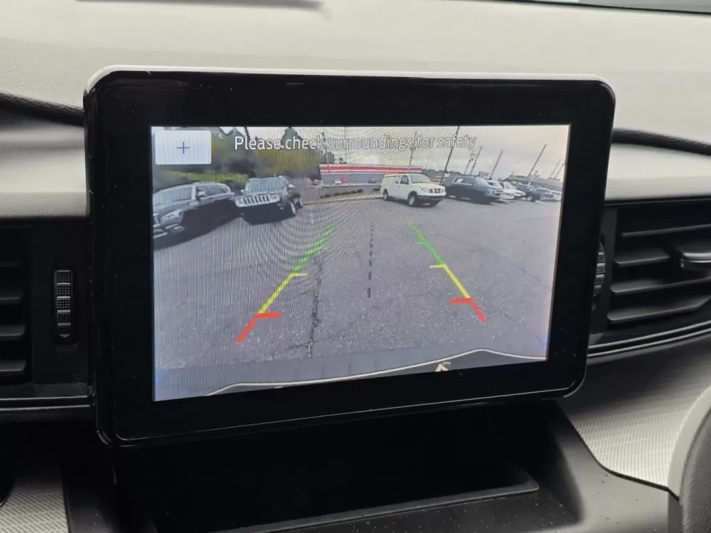 2020 Ford Explorer XLT (1FMSK8DH0LG) with an Other engine, located at 1430 Gateway Drive, Opelika, AL, 36801, (334) 239-0944, 32.637871, -85.409790 - Experience the perfect blend of adventure and practicality with this stunning 2020 Ford Explorer XLT, available now at Gils Auto in Phenix City, AL. If you're looking for a vehicle that's great for growing families, perfect for weekend adventures, and ideal for long commutes, this SUV checks all the - Photo#19