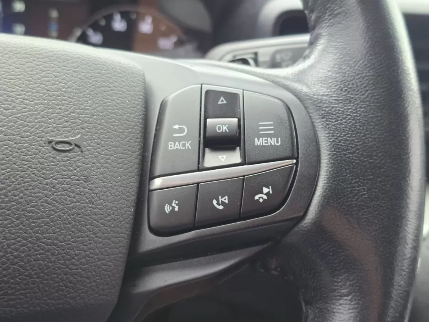 2020 Ford Explorer XLT (1FMSK8DH0LG) with an Other engine, located at 1430 Gateway Drive, Opelika, AL, 36801, (334) 239-0944, 32.637871, -85.409790 - Experience the perfect blend of adventure and practicality with this stunning 2020 Ford Explorer XLT, available now at Gils Auto in Phenix City, AL. If you're looking for a vehicle that's great for growing families, perfect for weekend adventures, and ideal for long commutes, this SUV checks all the - Photo#21