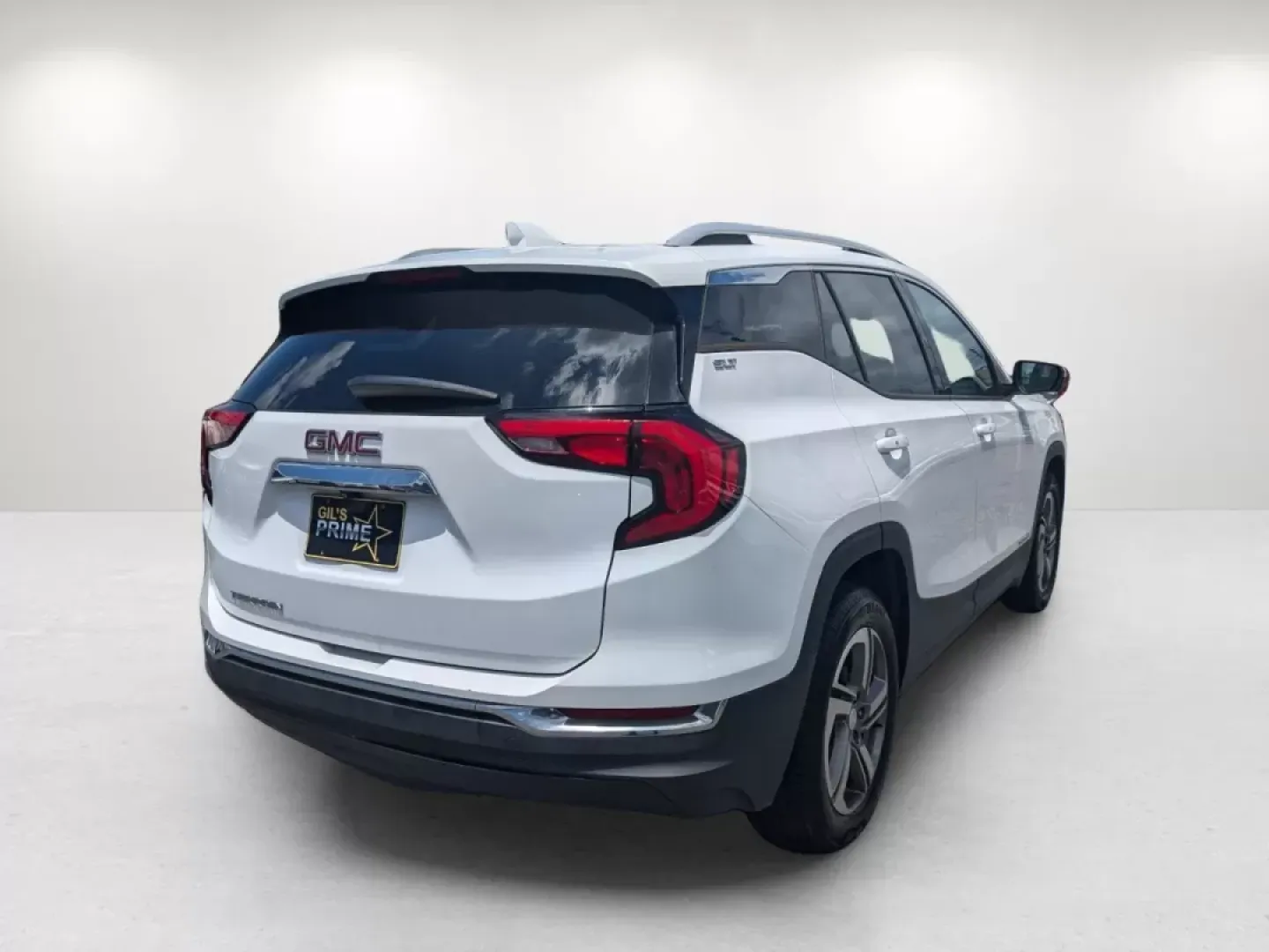 2020 /Jet Black GMC Terrain SLT (3GKALPEV2LL) with an Other engine, located at 521 Old Farm Lane Rd, Prattville, AL, 36066, (334) 325-1505, 32.482460, -86.416367 - **Discover Your Adventure with the 2020 GMC Terrain SLT at Gils Auto - Phenix City**<br /> <br /> Are you ready to enhance your lifestyle with a vehicle that perfectly blends style, comfort, and capability? The 2020 GMC Terrain SLT is the SUV you've been waiting for, ideally suited for families, com - Photo#3