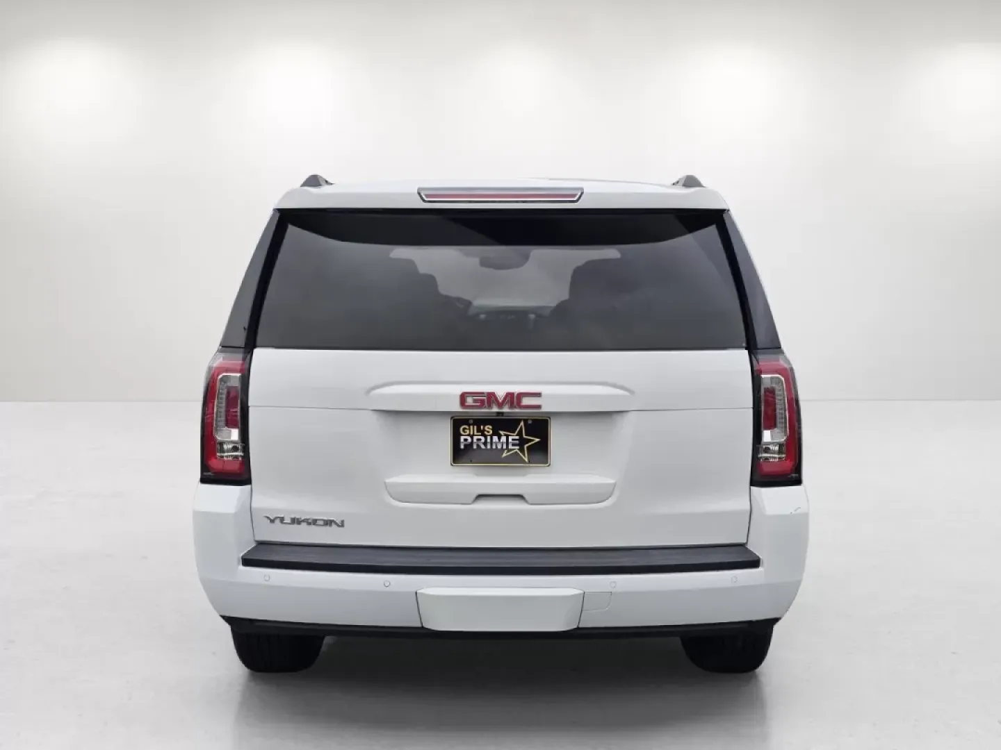 2020 /Jet Black GMC Yukon SLT (1GKS2BKCXLR) with an Other engine, located at 804 22nd Ave, Phenix City, AL, 36870, (334) 297-1860, 32.484749, -85.024475 - Embark on your next family adventure or tackle daily commutes with confidence in this stunning 2020 GMC Yukon SLT, now available at Gils Auto in Phenix City, AL. Whether you're shuttling kids to school, planning a weekend getaway, or simply need a reliable vehicle for your daily travels, this SUV is - Photo#5