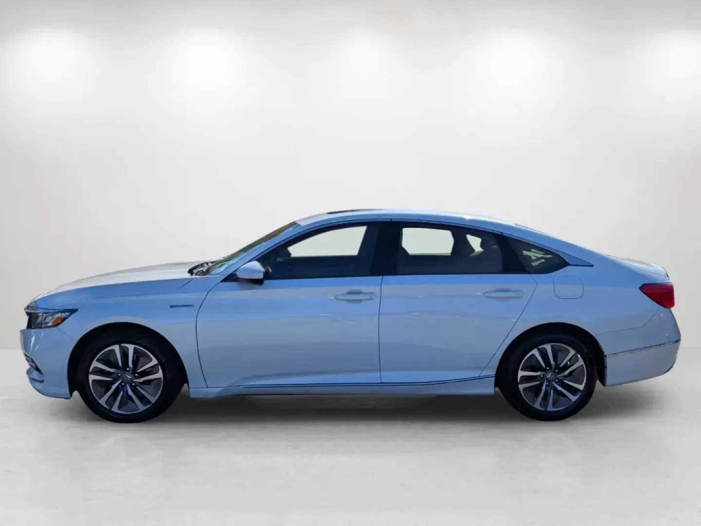 2020 Honda Accord Hybrid EX (1HGCV3F4XLA) with an Other engine, located at 804 22nd Ave, Phenix City, AL, 36870, (334) 297-1860, 32.484749, -85.024475 - **Unleash Your Adventures with the 2020 Honda Accord Hybrid EX at Gils Auto!**<br /> <br /> Are you searching for a versatile vehicle that fits seamlessly into your dynamic lifestyle? The 2020 Honda Accord Hybrid EX is the perfect companion for both the daily commuter and the weekend explorer. With - Photo#15