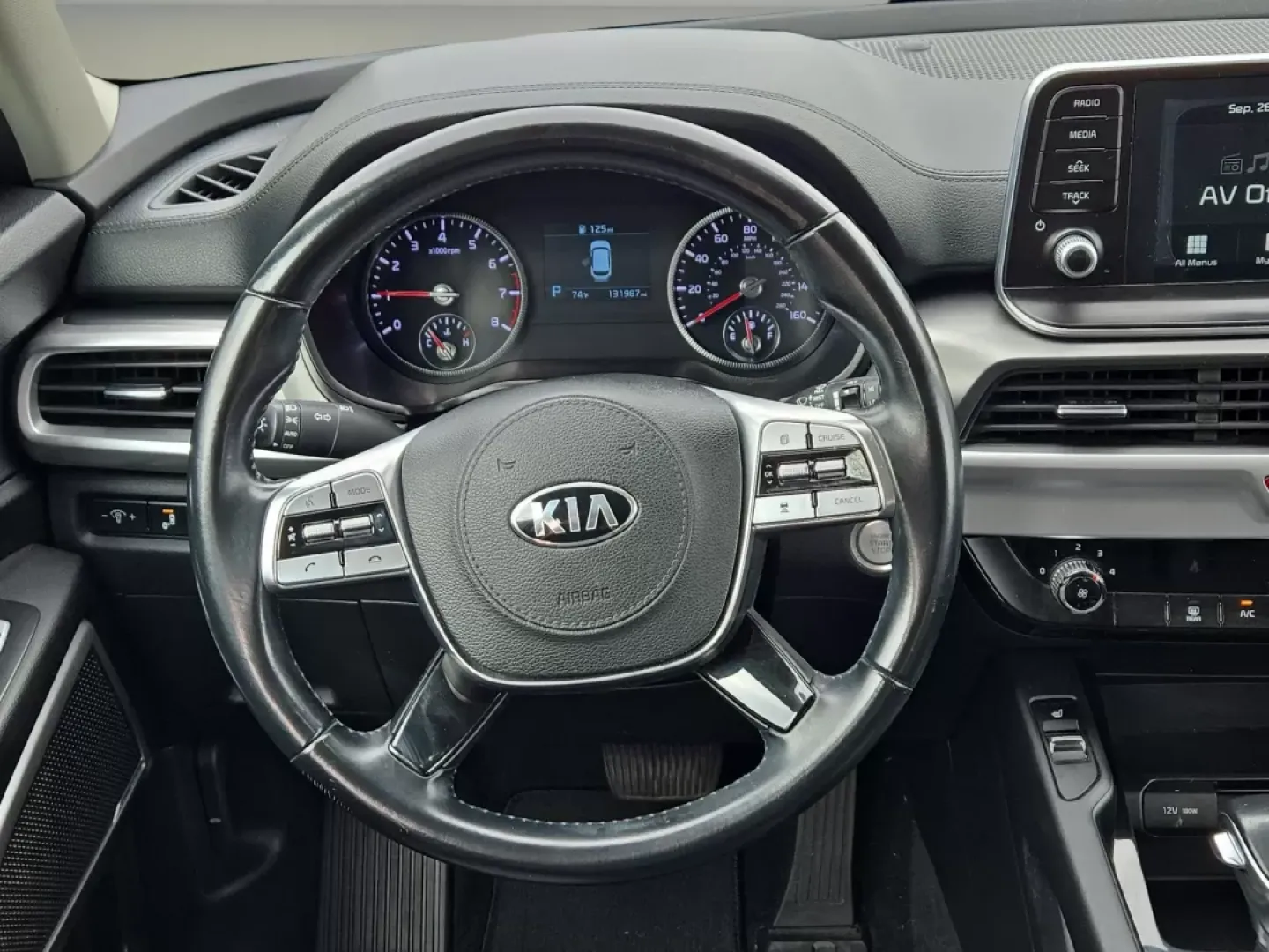 2020 /Black Kia Telluride S (5XYP64HC7LG) with an Other engine, located at 3959 U.S. 80 W, Phenix City, AL, 36870, (334) 297-4885, 32.469296, -85.135185 - Are you ready to elevate your family adventures or streamline your daily commute? Look no further than this impressive 2020 Kia Telluride S, available now at Gils Auto in Phenix City, AL. With its spacious 8-passenger seating and versatile features, this SUV is perfect for growing families, weekend - Photo#16