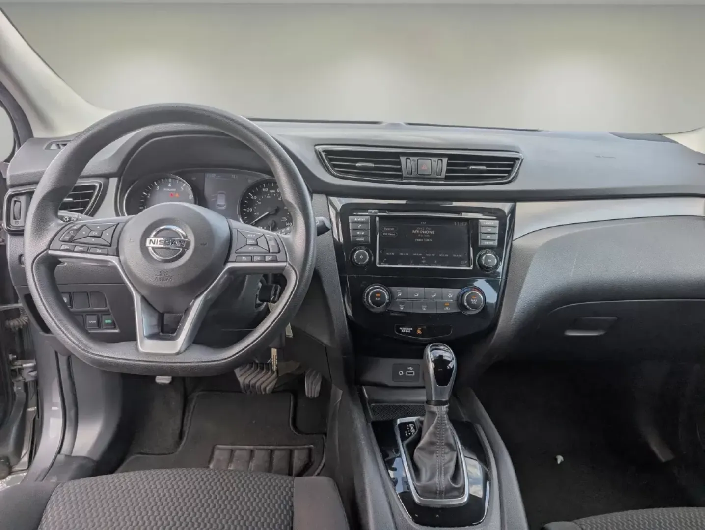 2020 /Charcoal Nissan Rogue S (JN1BJ1CV6LW) with an Other engine, located at 3959 U.S. 80 W, Phenix City, AL, 36870, (334) 297-4885, 32.469296, -85.135185 - 2020 Nissan Rogue S - Photo#11