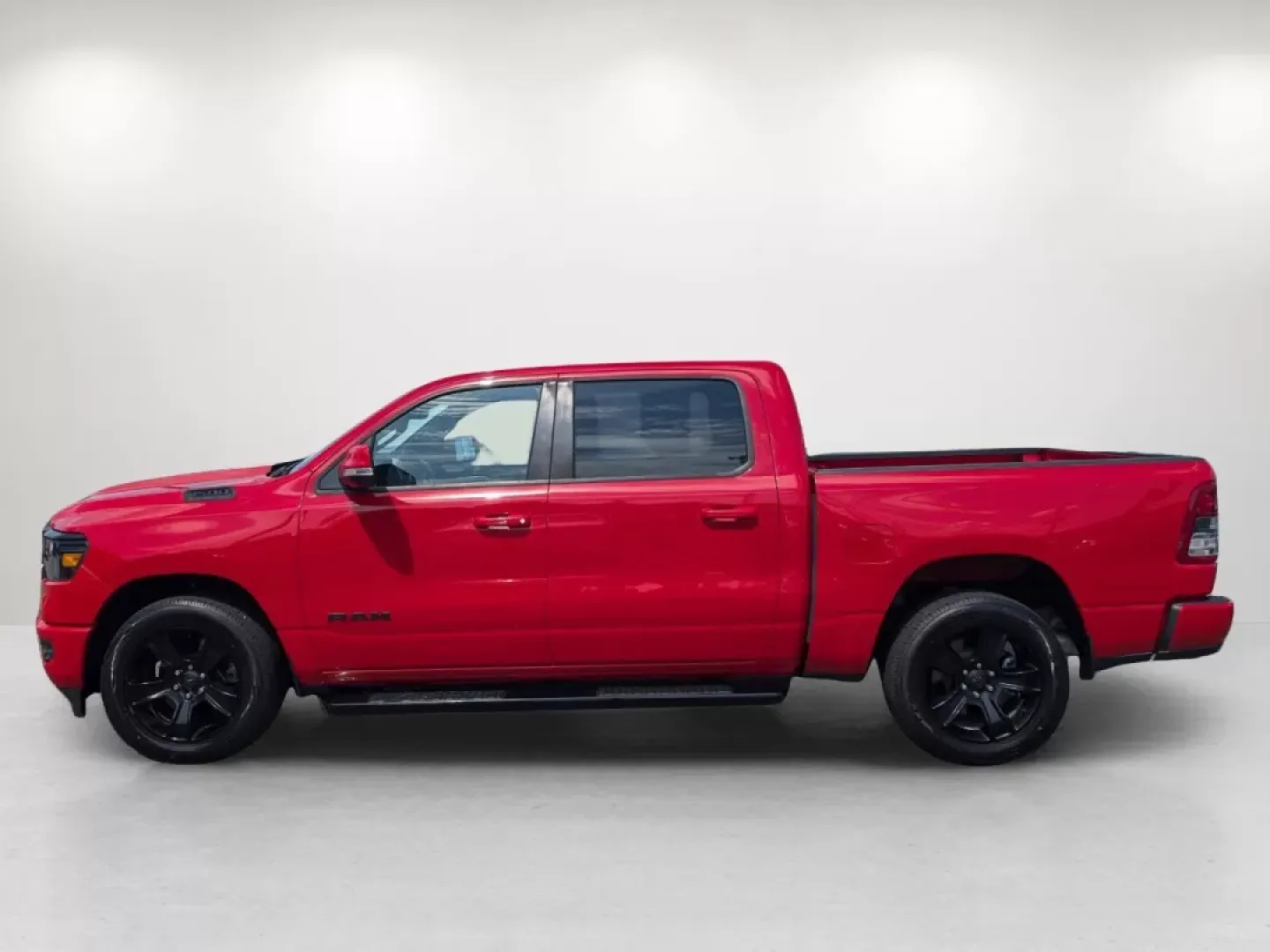 2020 /Black Ram 1500 Big Horn (1C6RREFT0LN) with an Other engine, located at 804 22nd Ave, Phenix City, AL, 36870, (334) 297-1860, 32.484749, -85.024475 - **Unleash Your Adventures with the 2020 Ram 1500 Big Horn at Gils Auto!**<br /> <br /> Are you ready to elevate your lifestyle? Whether you're hauling gear for your weekend adventures, commuting to work, or managing a busy family life, the 2020 Ram 1500 Big Horn Crew Cab Pickup is designed to meet a - Photo#7