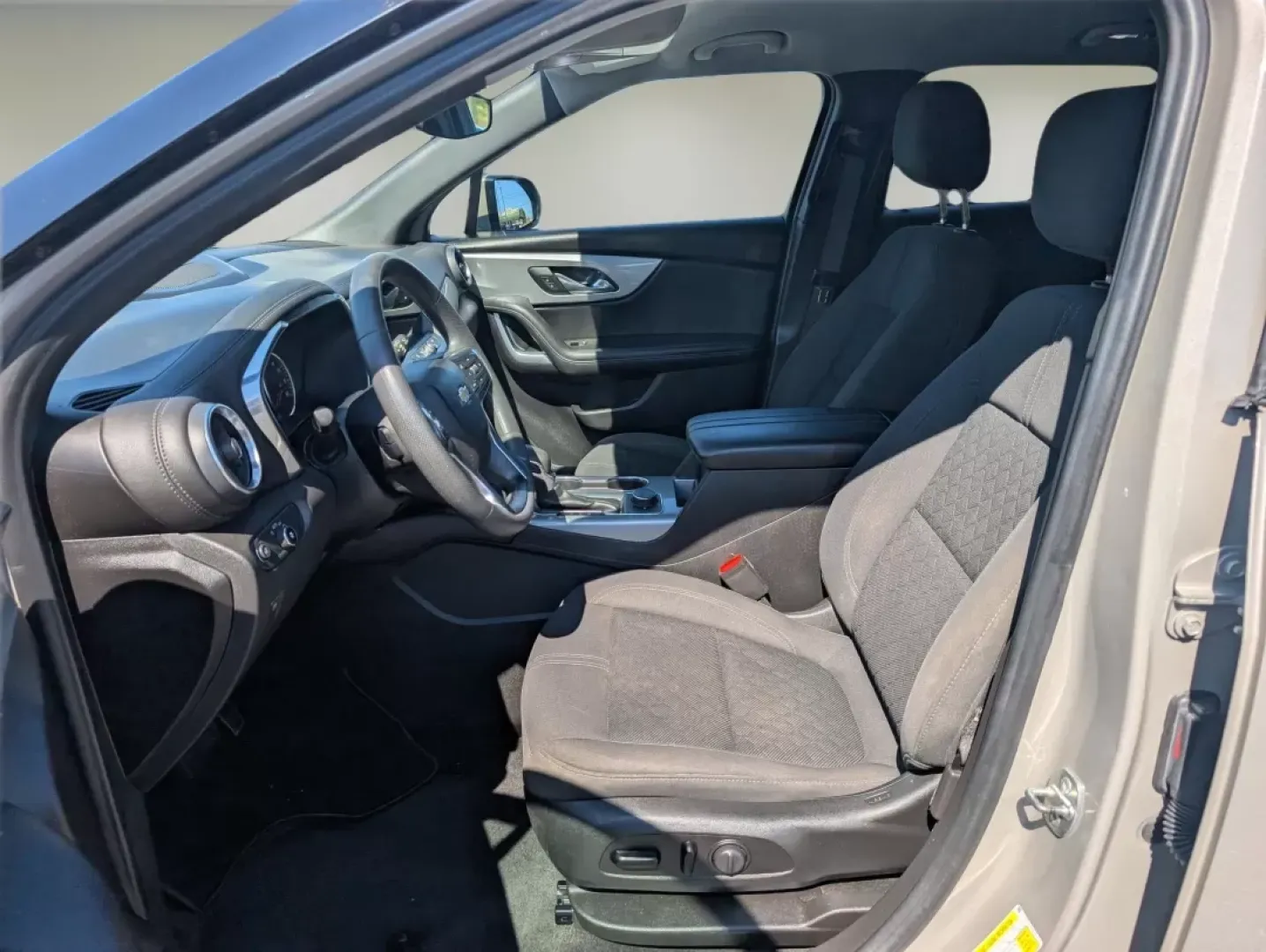 2021 /Jet Black Chevrolet Blazer LT (3GNKBCRS2MS) with an Other engine, located at 521 Old Farm Lane Rd, Prattville, AL, 36066, (334) 325-1505, 32.482460, -86.416367 - Are you ready to embark on your next adventure? The 2021 Chevrolet Blazer LT is the perfect companion for anyone seeking a versatile and stylish SUV that fits seamlessly into an active lifestyle. Whether you're navigating daily commutes or planning weekend getaways, this vehicle has everything you n - Photo#8