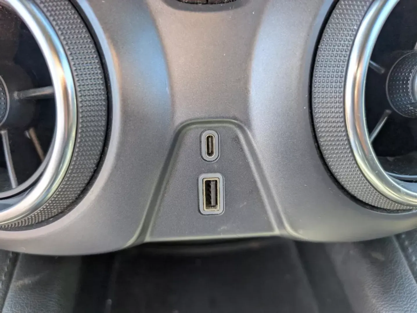 2021 /Jet Black Chevrolet Blazer LT (3GNKBCRS2MS) with an Other engine, located at 521 Old Farm Lane Rd, Prattville, AL, 36066, (334) 325-1505, 32.482460, -86.416367 - Are you ready to embark on your next adventure? The 2021 Chevrolet Blazer LT is the perfect companion for anyone seeking a versatile and stylish SUV that fits seamlessly into an active lifestyle. Whether you're navigating daily commutes or planning weekend getaways, this vehicle has everything you n - Photo#11