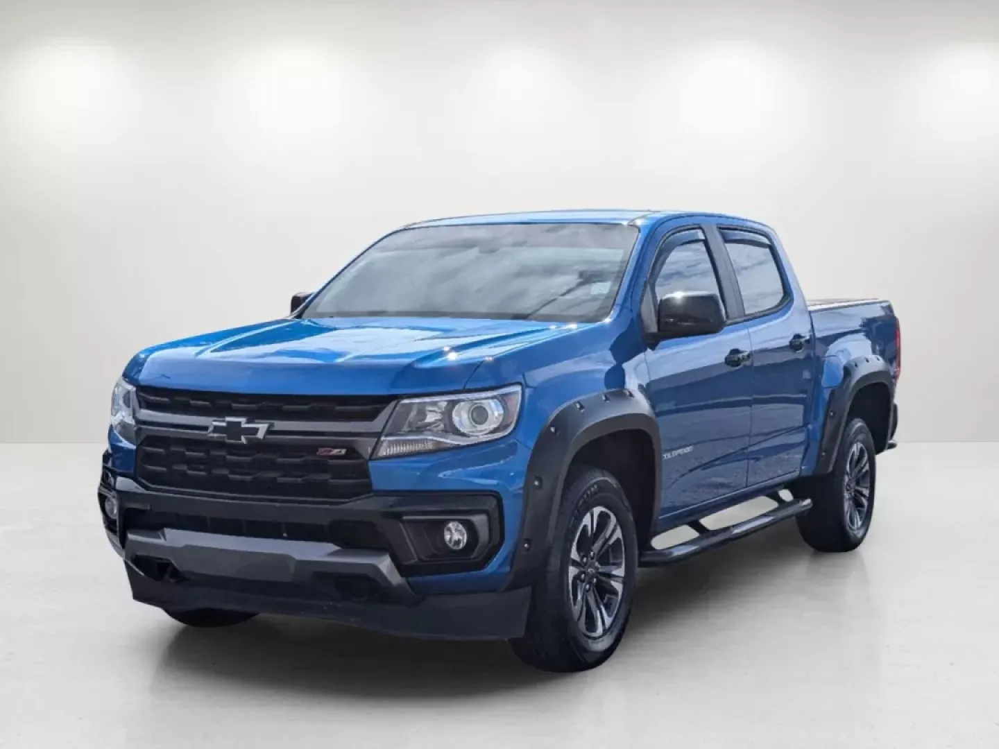 2021 /Jet Black Chevrolet Colorado 2WD Z71 (1GCGSDEN2M1) with an Other engine, located at 3959 U.S. 80 W, Phenix City, AL, 36870, (334) 297-4885, 32.469296, -85.135185 - **Discover Adventure with the 2021 Chevrolet Colorado at Gils Auto - Phenix City!**<br /> <br /> Are you seeking a versatile vehicle perfect for your active lifestyle? Look no further than the 2021 Chevrolet Colorado, a crew cab pickup that seamlessly combines functionality, comfort, and style. Whet - Photo#1