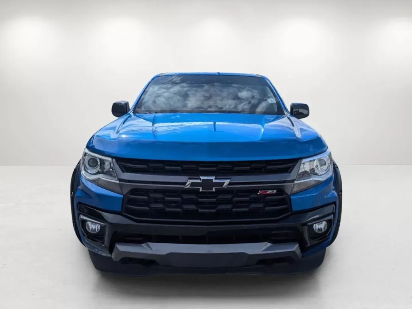 2021 /Jet Black Chevrolet Colorado 2WD Z71 (1GCGSDEN2M1) with an Other engine, located at 3959 U.S. 80 W, Phenix City, AL, 36870, (334) 297-4885, 32.469296, -85.135185 - **Discover Adventure with the 2021 Chevrolet Colorado at Gils Auto - Phenix City!**<br /> <br /> Are you seeking a versatile vehicle perfect for your active lifestyle? Look no further than the 2021 Chevrolet Colorado, a crew cab pickup that seamlessly combines functionality, comfort, and style. Whet - Photo#2