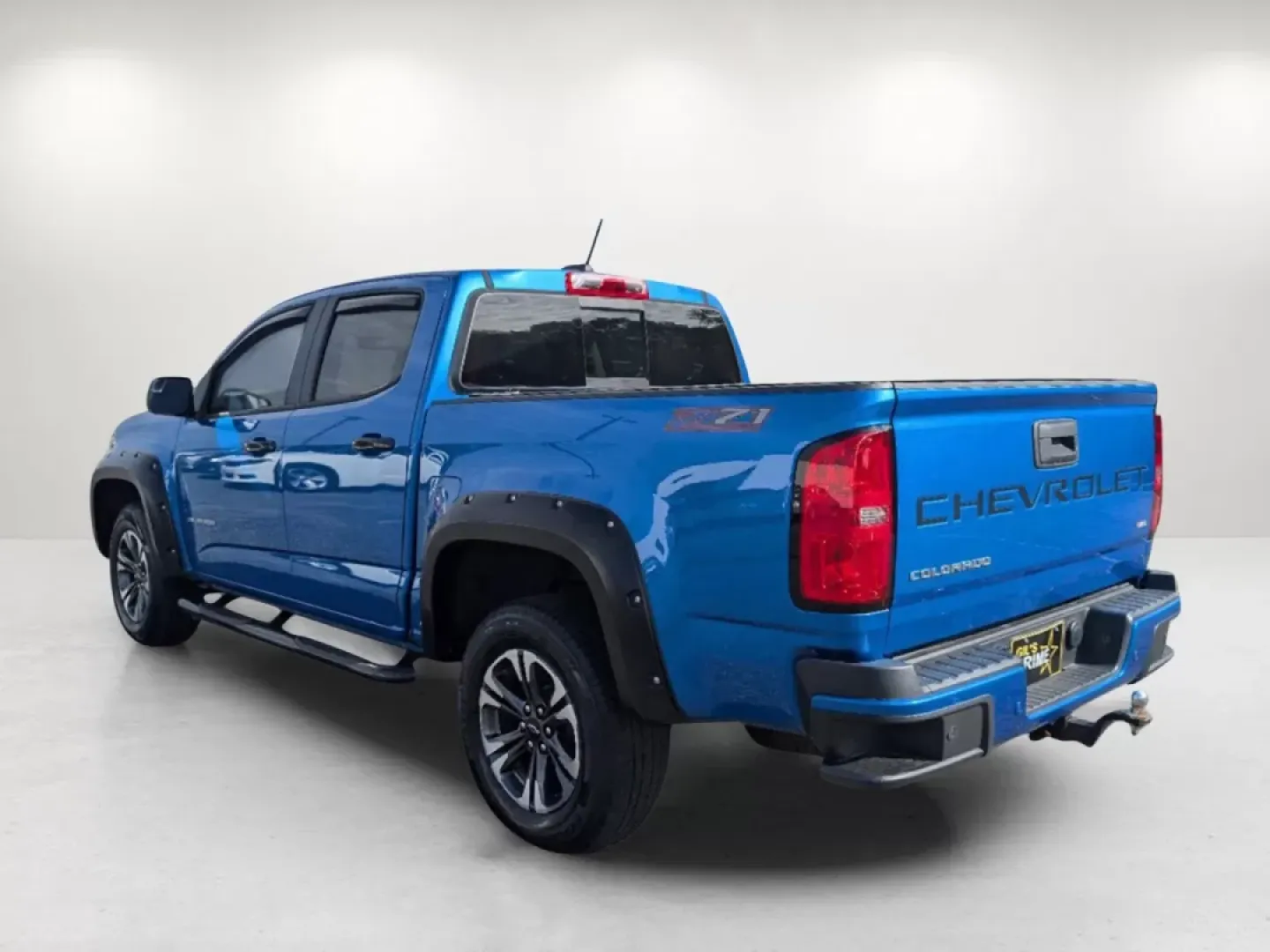 2021 /Jet Black Chevrolet Colorado 2WD Z71 (1GCGSDEN2M1) with an Other engine, located at 3959 U.S. 80 W, Phenix City, AL, 36870, (334) 297-4885, 32.469296, -85.135185 - **Discover Adventure with the 2021 Chevrolet Colorado at Gils Auto - Phenix City!**<br /> <br /> Are you seeking a versatile vehicle perfect for your active lifestyle? Look no further than the 2021 Chevrolet Colorado, a crew cab pickup that seamlessly combines functionality, comfort, and style. Whet - Photo#7