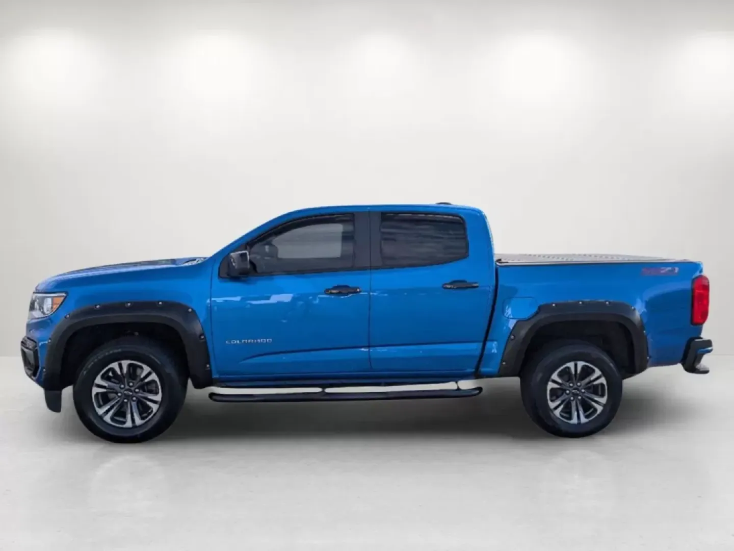 2021 /Jet Black Chevrolet Colorado 2WD Z71 (1GCGSDEN2M1) with an Other engine, located at 3959 U.S. 80 W, Phenix City, AL, 36870, (334) 297-4885, 32.469296, -85.135185 - **Discover Adventure with the 2021 Chevrolet Colorado at Gils Auto - Phenix City!**<br /> <br /> Are you seeking a versatile vehicle perfect for your active lifestyle? Look no further than the 2021 Chevrolet Colorado, a crew cab pickup that seamlessly combines functionality, comfort, and style. Whet - Photo#8