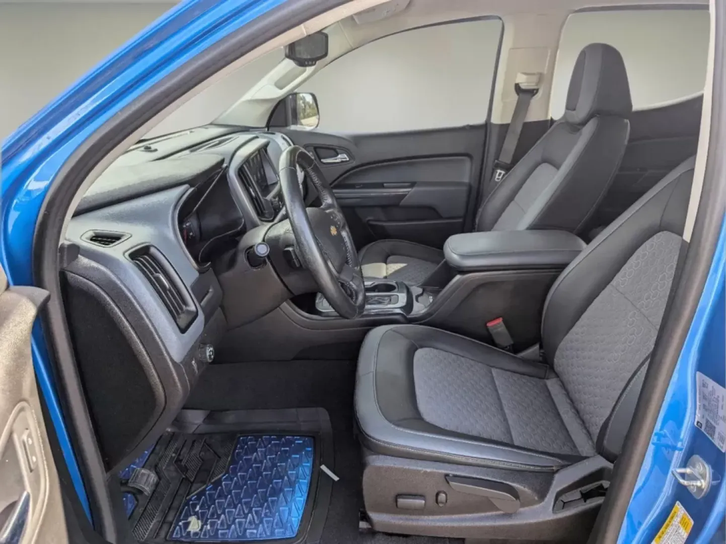 2021 /Jet Black Chevrolet Colorado 2WD Z71 (1GCGSDEN2M1) with an Other engine, located at 3959 U.S. 80 W, Phenix City, AL, 36870, (334) 297-4885, 32.469296, -85.135185 - **Discover Adventure with the 2021 Chevrolet Colorado at Gils Auto - Phenix City!**<br /> <br /> Are you seeking a versatile vehicle perfect for your active lifestyle? Look no further than the 2021 Chevrolet Colorado, a crew cab pickup that seamlessly combines functionality, comfort, and style. Whet - Photo#10