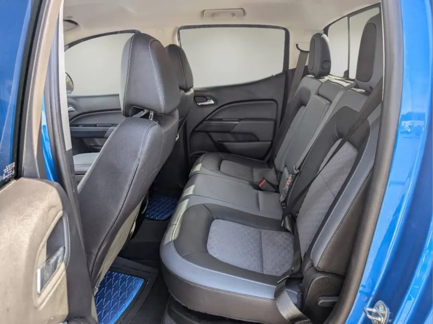 2021 /Jet Black Chevrolet Colorado 2WD Z71 (1GCGSDEN2M1) with an Other engine, located at 3959 U.S. 80 W, Phenix City, AL, 36870, (334) 297-4885, 32.469296, -85.135185 - **Discover Adventure with the 2021 Chevrolet Colorado at Gils Auto - Phenix City!**<br /> <br /> Are you seeking a versatile vehicle perfect for your active lifestyle? Look no further than the 2021 Chevrolet Colorado, a crew cab pickup that seamlessly combines functionality, comfort, and style. Whet - Photo#11