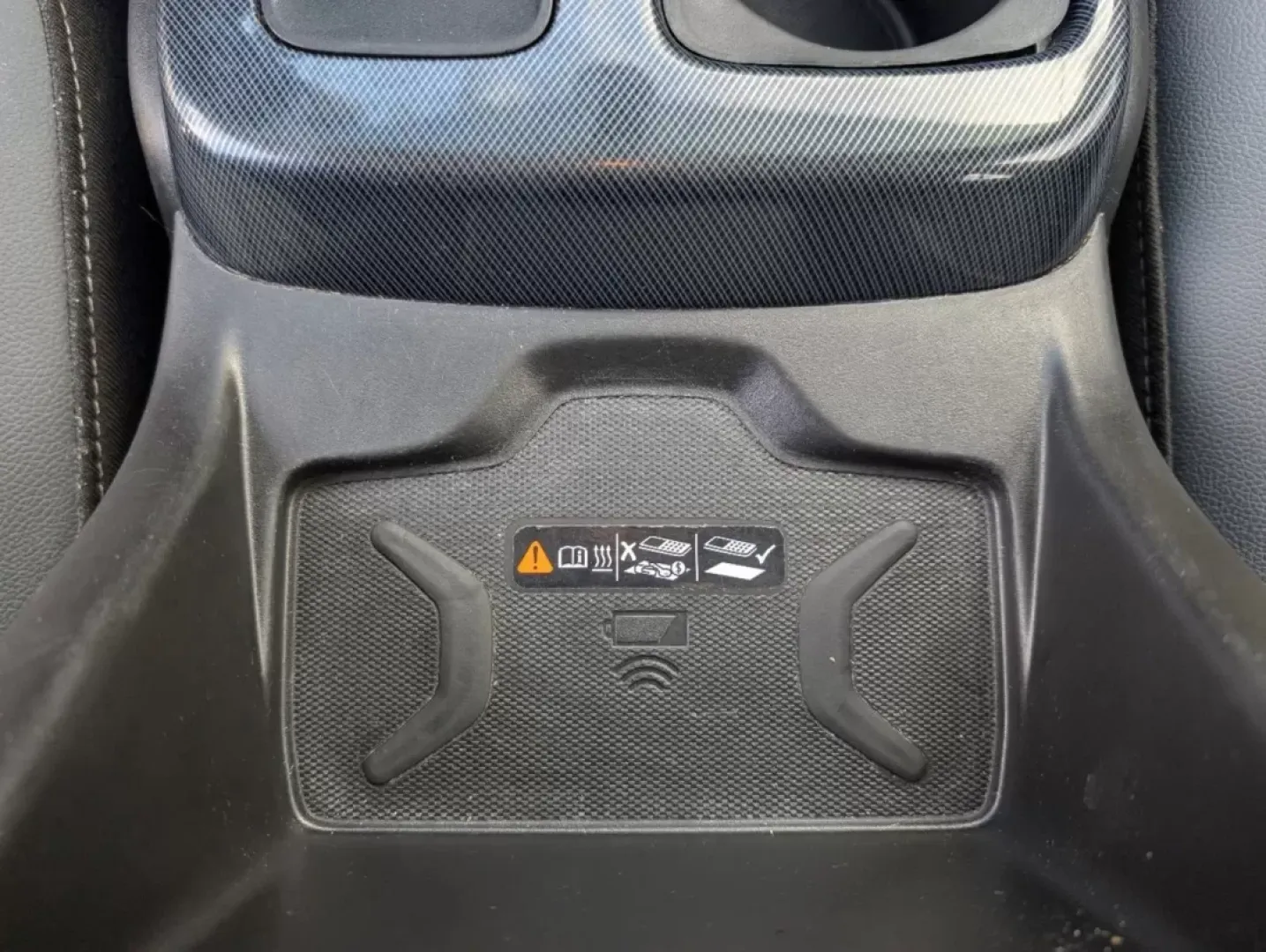 2021 /Jet Black Chevrolet Colorado 2WD Z71 (1GCGSDEN2M1) with an Other engine, located at 3959 U.S. 80 W, Phenix City, AL, 36870, (334) 297-4885, 32.469296, -85.135185 - **Discover Adventure with the 2021 Chevrolet Colorado at Gils Auto - Phenix City!**<br /> <br /> Are you seeking a versatile vehicle perfect for your active lifestyle? Look no further than the 2021 Chevrolet Colorado, a crew cab pickup that seamlessly combines functionality, comfort, and style. Whet - Photo#16